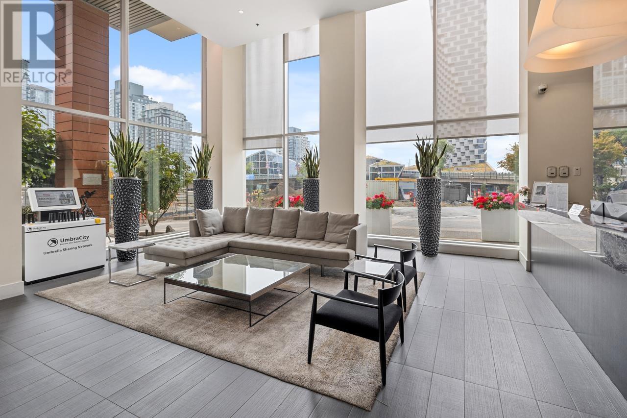 2702 1351 Continental Street, Vancouver, British Columbia  V6Z 0C6 - Photo 3 - R2828463
