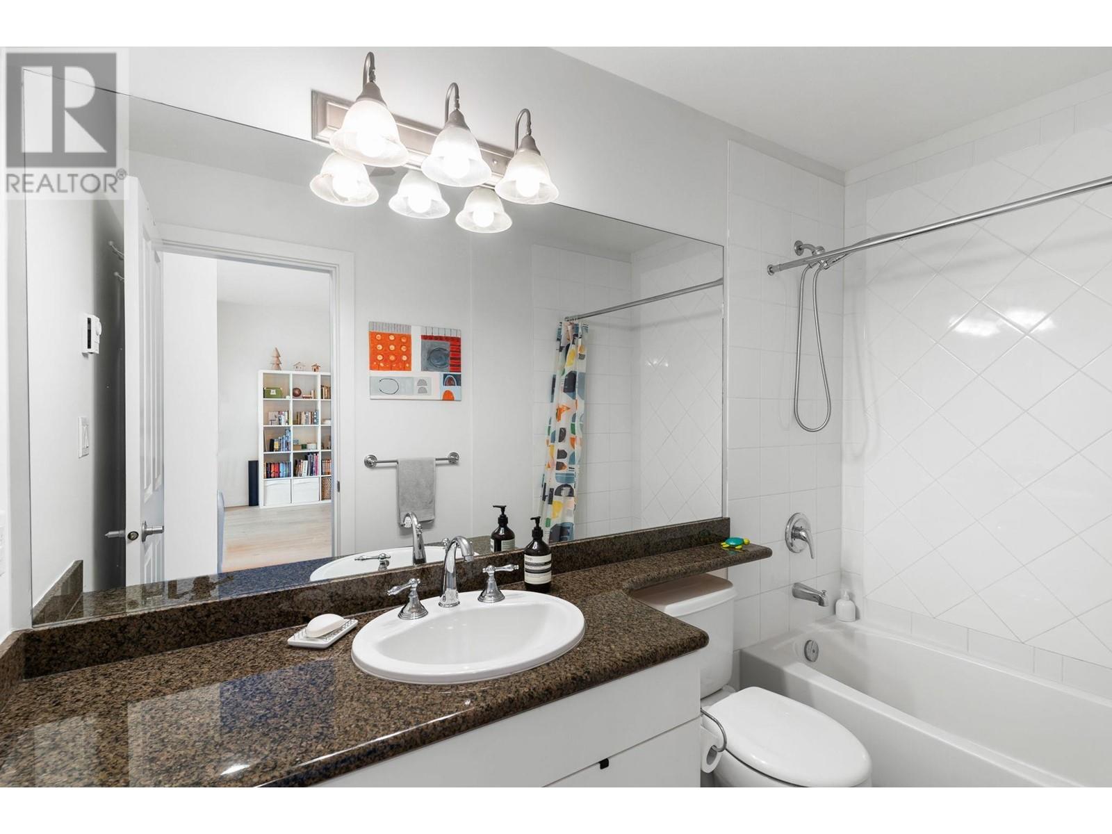 201 2330 Wilson Avenue, Port Coquitlam, British Columbia  V3C 1Z6 - Photo 16 - R2828488