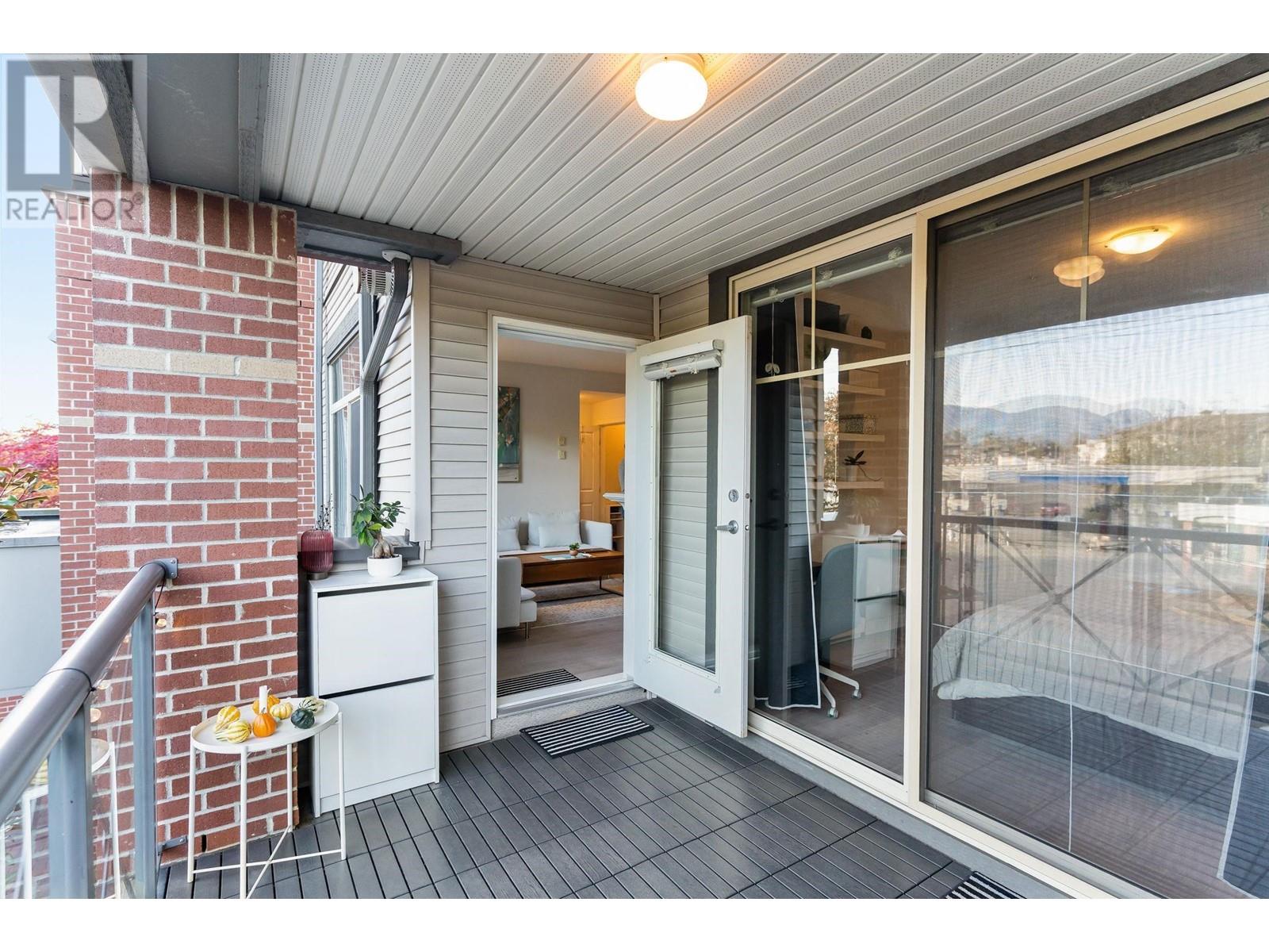 201 2330 Wilson Avenue, Port Coquitlam, British Columbia  V3C 1Z6 - Photo 18 - R2828488