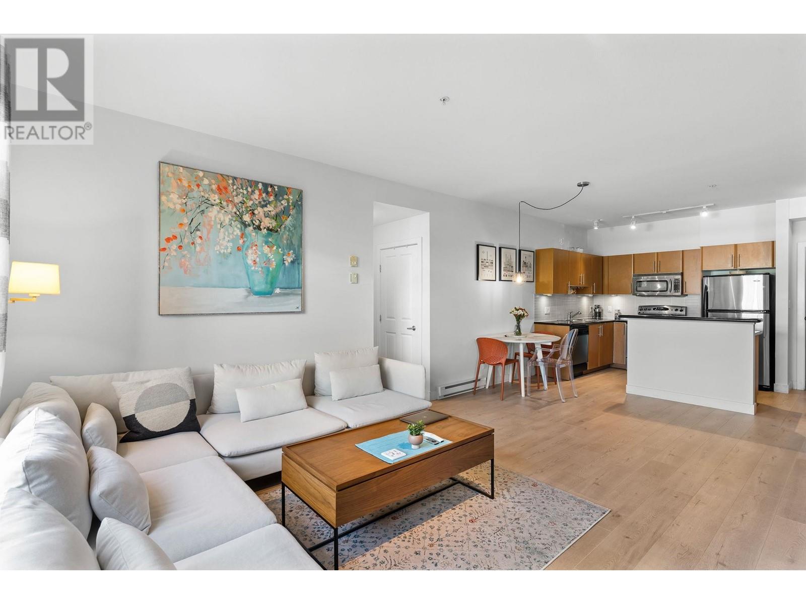 201 2330 Wilson Avenue, Port Coquitlam, British Columbia  V3C 1Z6 - Photo 4 - R2828488