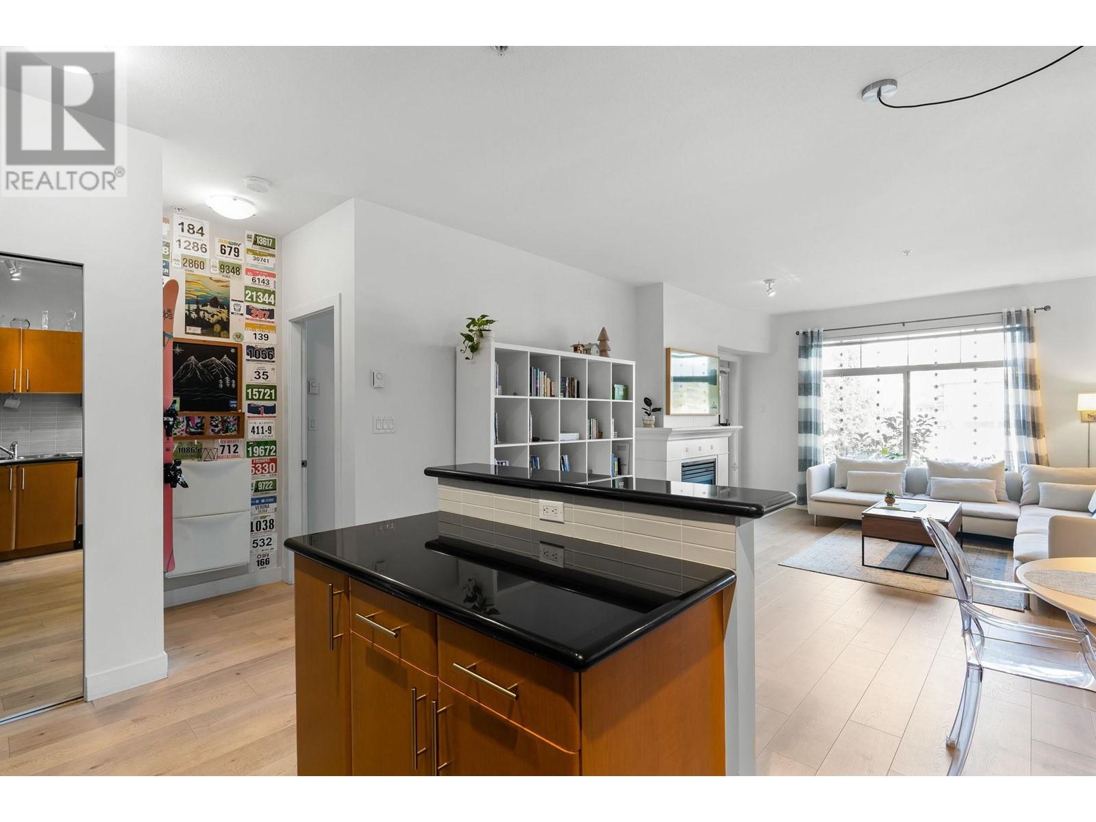 201 2330 Wilson Avenue, Port Coquitlam, British Columbia  V3C 1Z6 - Photo 8 - R2828488