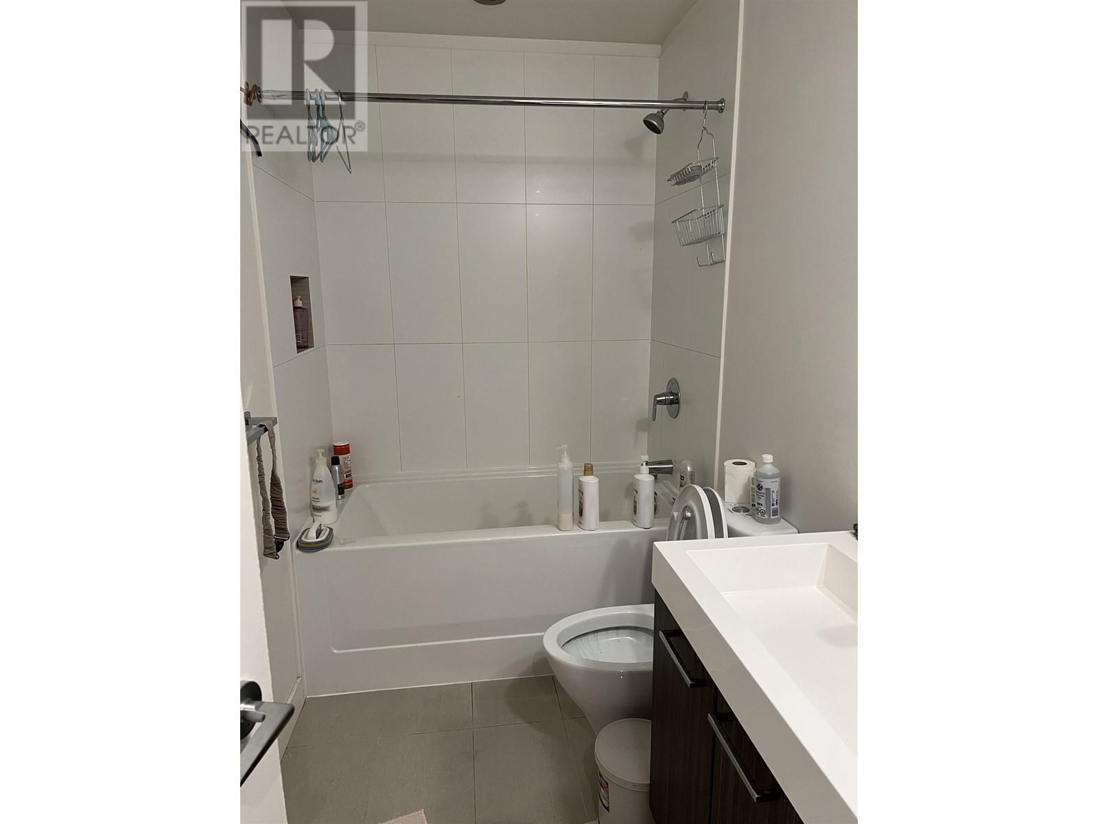 315 9250 University High Street, Burnaby, British Columbia  V5A 0B3 - Photo 12 - R2817563
