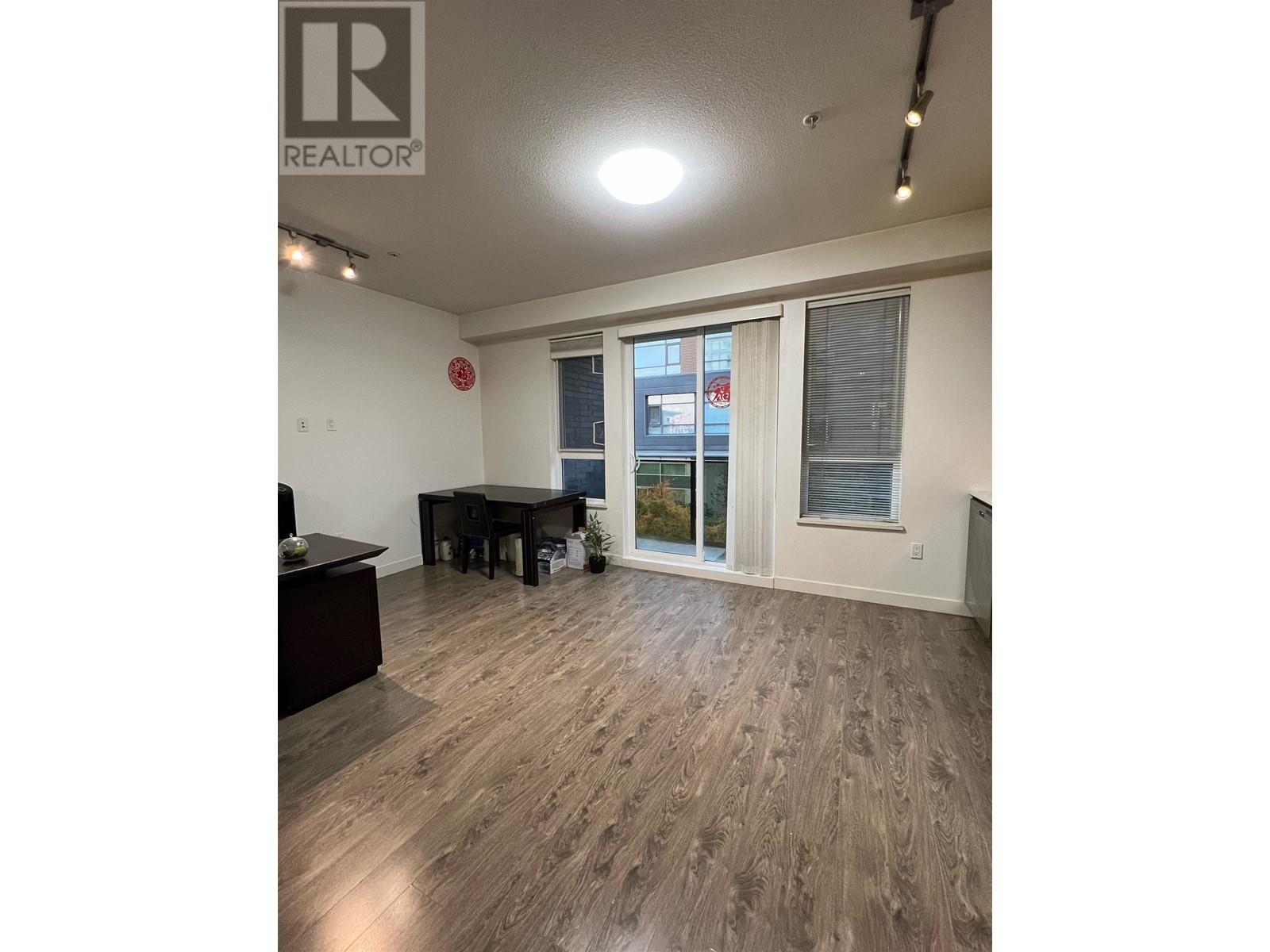 315 9250 University High Street, Burnaby, British Columbia  V5A 0B3 - Photo 8 - R2817563