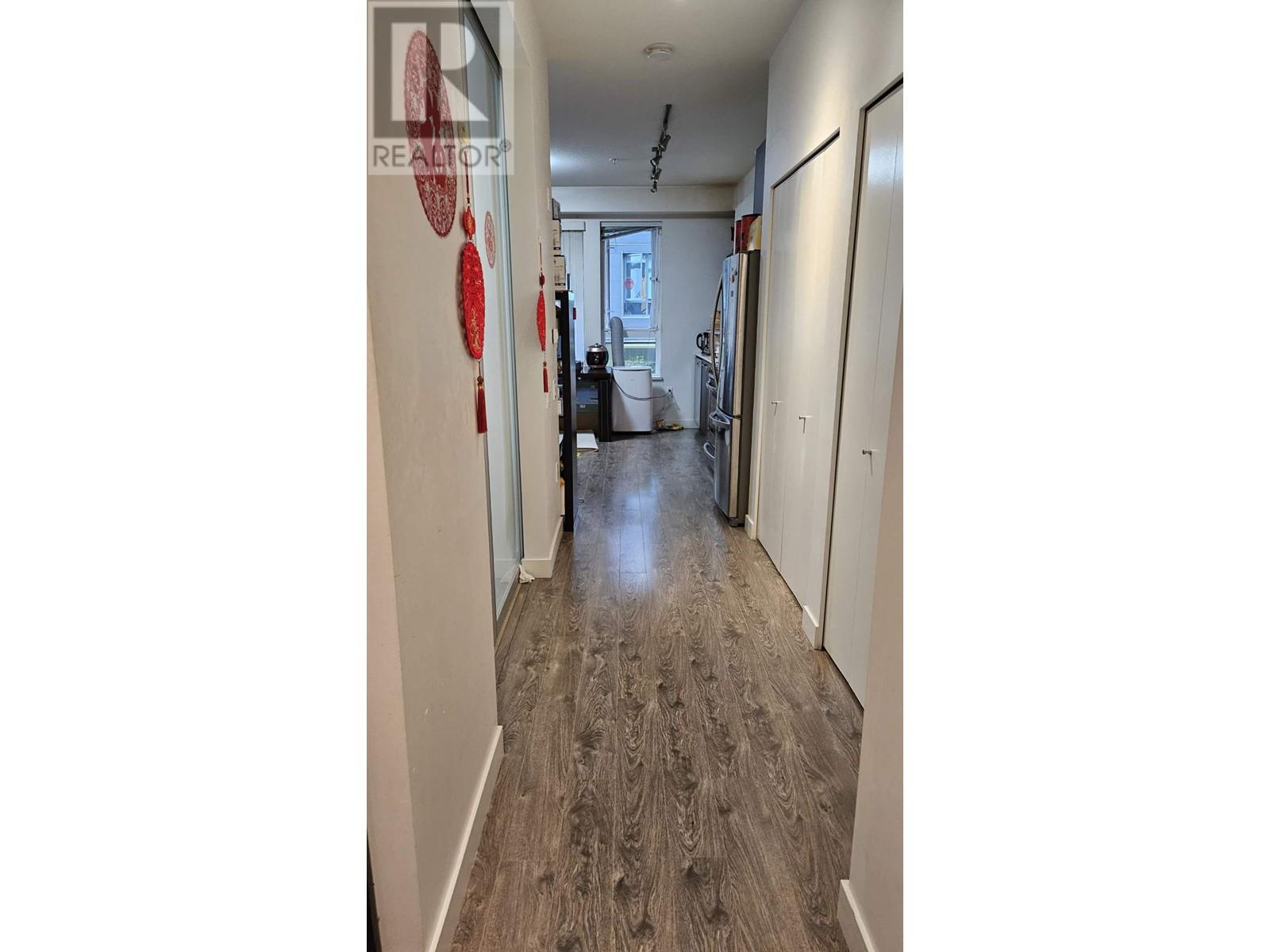 315 9250 University High Street, Burnaby, British Columbia  V5A 0B3 - Photo 5 - R2817563