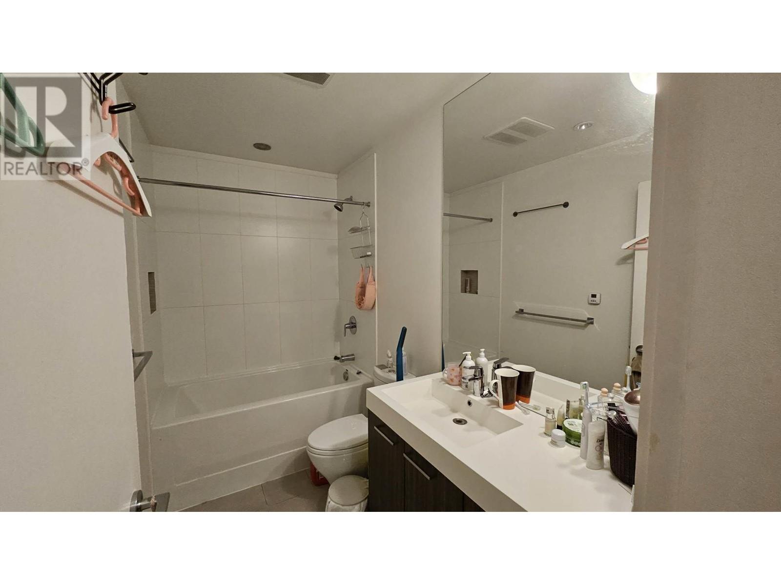 315 9250 University High Street, Burnaby, British Columbia  V5A 0B3 - Photo 7 - R2817563