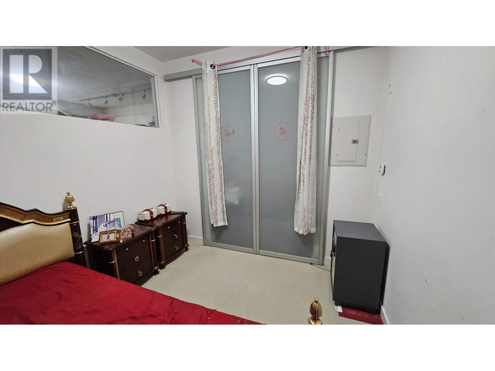 315 9250 University High Street, Burnaby, British Columbia  V5A 0B3 - Photo 3 - R2817563