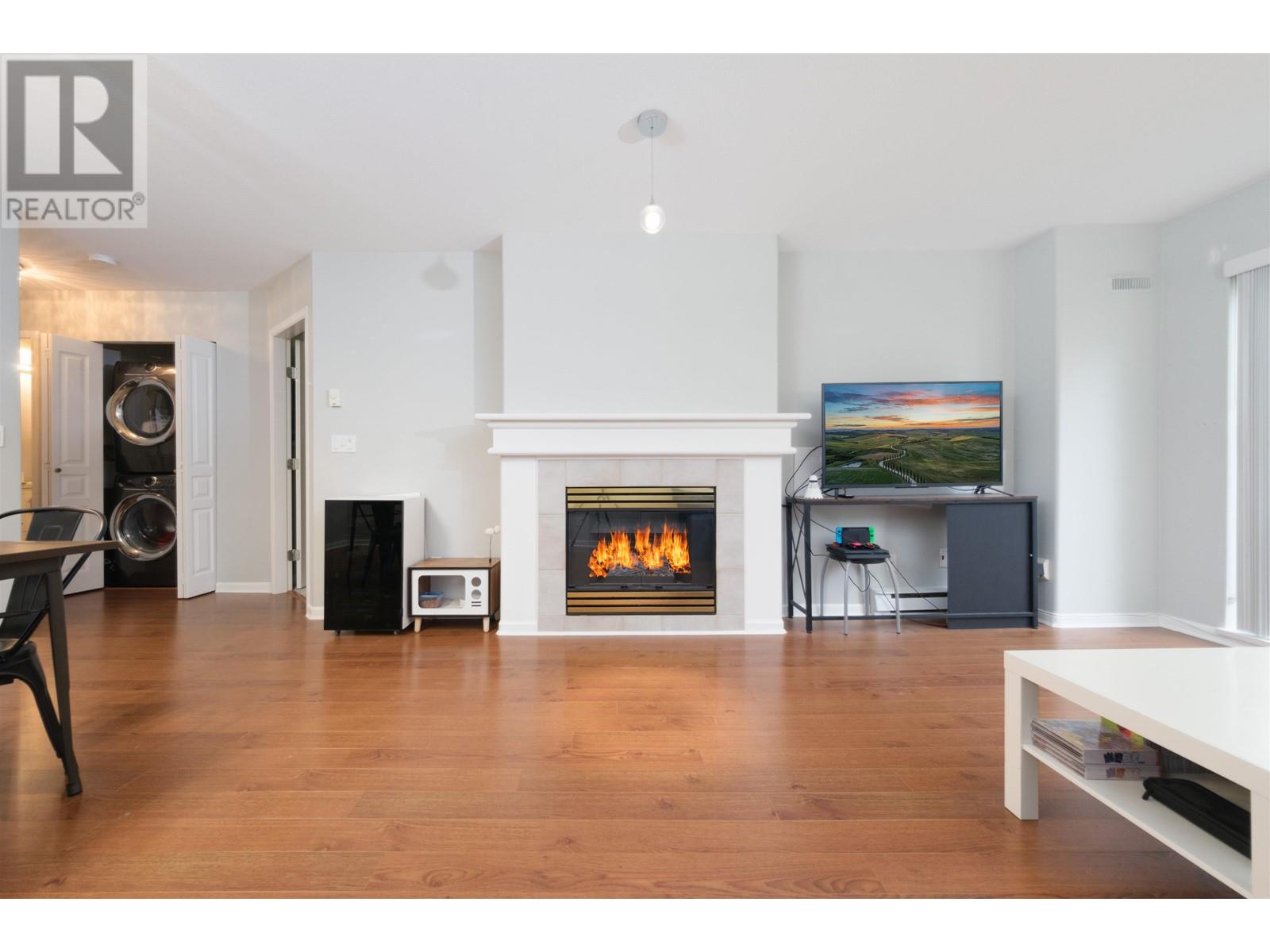 114 12633 NO. 2 ROAD, richmond, British Columbia