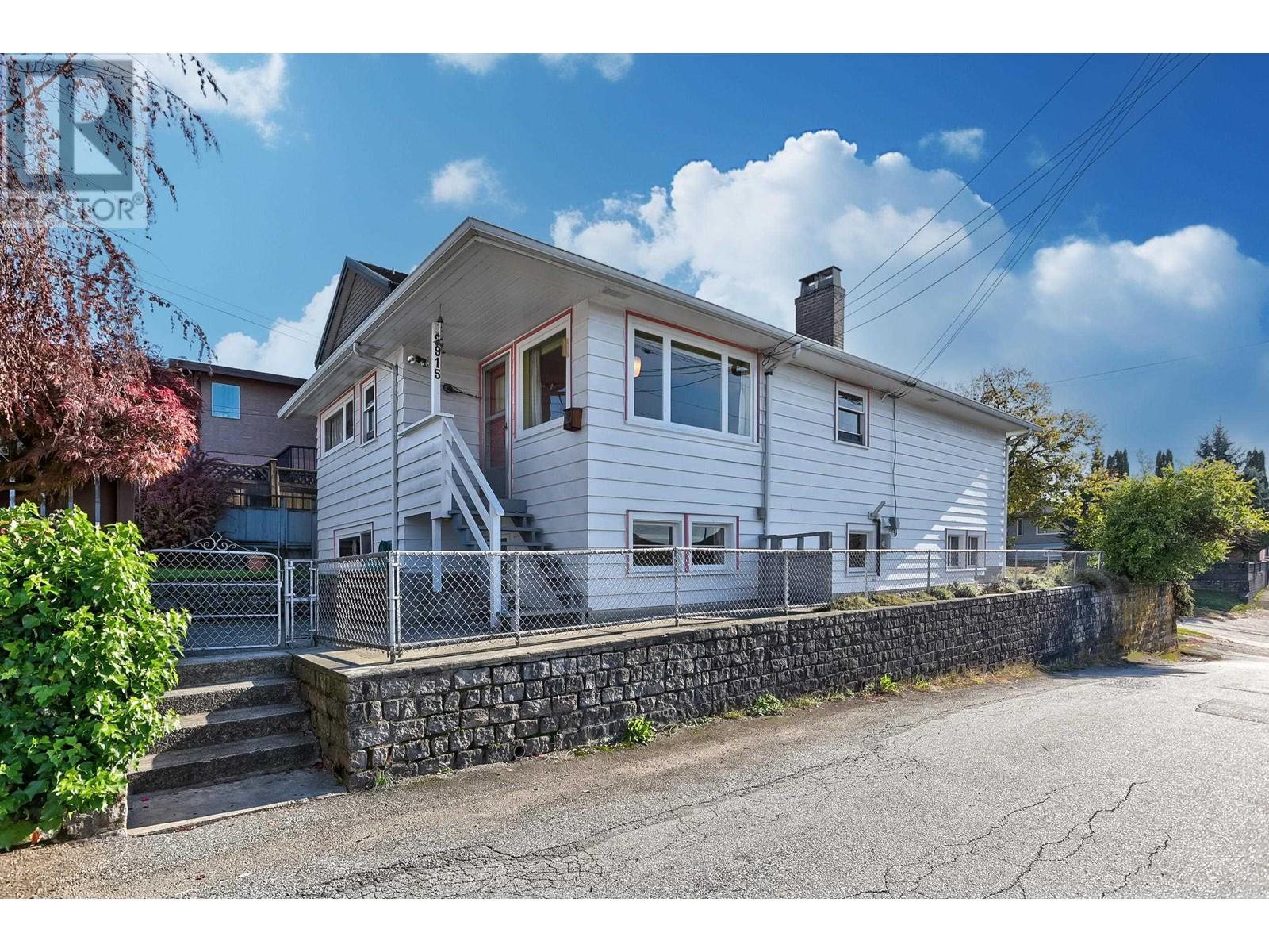 2915 E 5TH AVENUE, vancouver, British Columbia