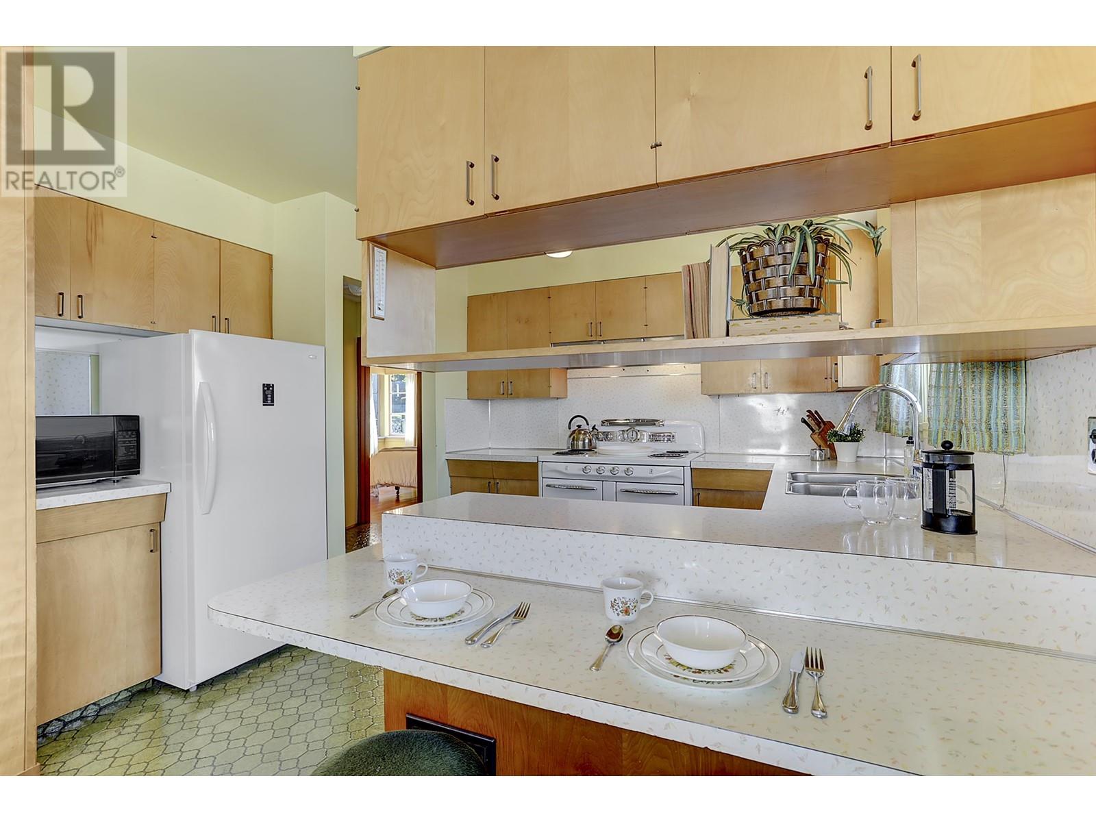 2915 E 5th Avenue, Vancouver, British Columbia  V5M 1N6 - Photo 11 - R2828499
