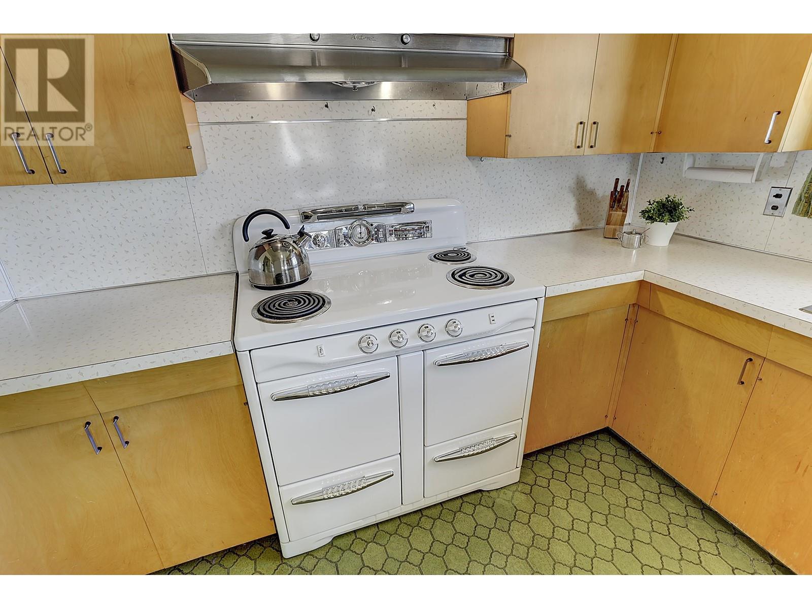 2915 E 5th Avenue, Vancouver, British Columbia  V5M 1N6 - Photo 13 - R2828499