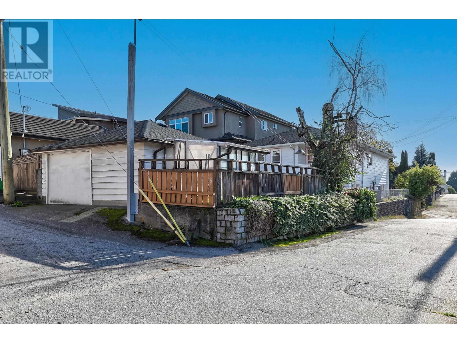 2915 E 5th Avenue, Vancouver, British Columbia  V5M 1N6 - Photo 37 - R2828499