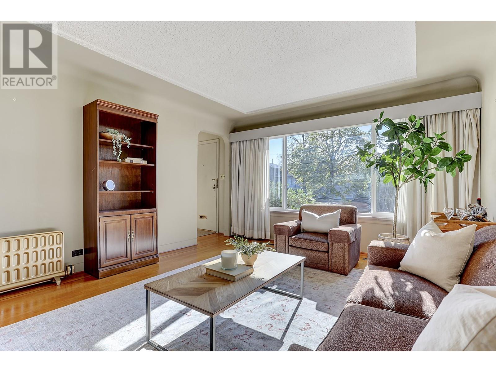 2915 E 5th Avenue, Vancouver, British Columbia  V5M 1N6 - Photo 6 - R2828499