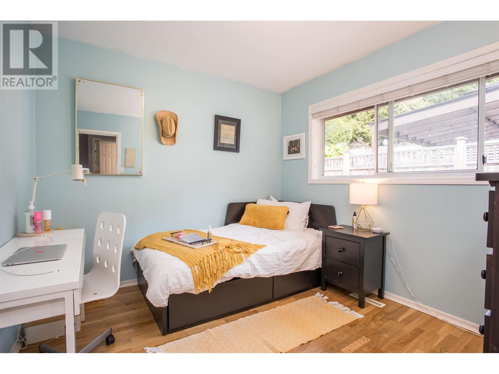 1298 Evelyn Street, North Vancouver, British Columbia  V7K 1T5 - Photo 12 - R2828512