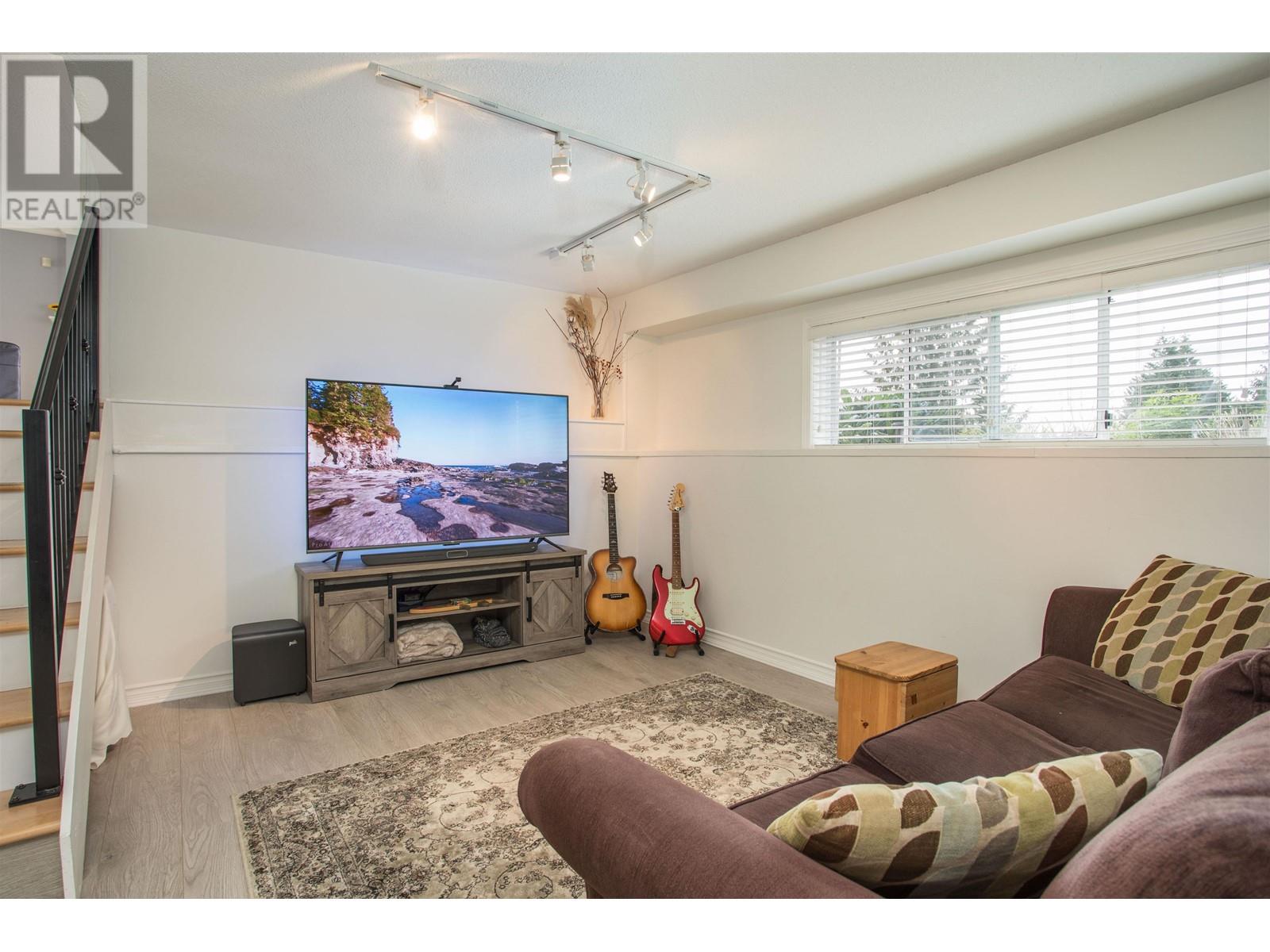 1298 Evelyn Street, North Vancouver, British Columbia  V7K 1T5 - Photo 15 - R2828512