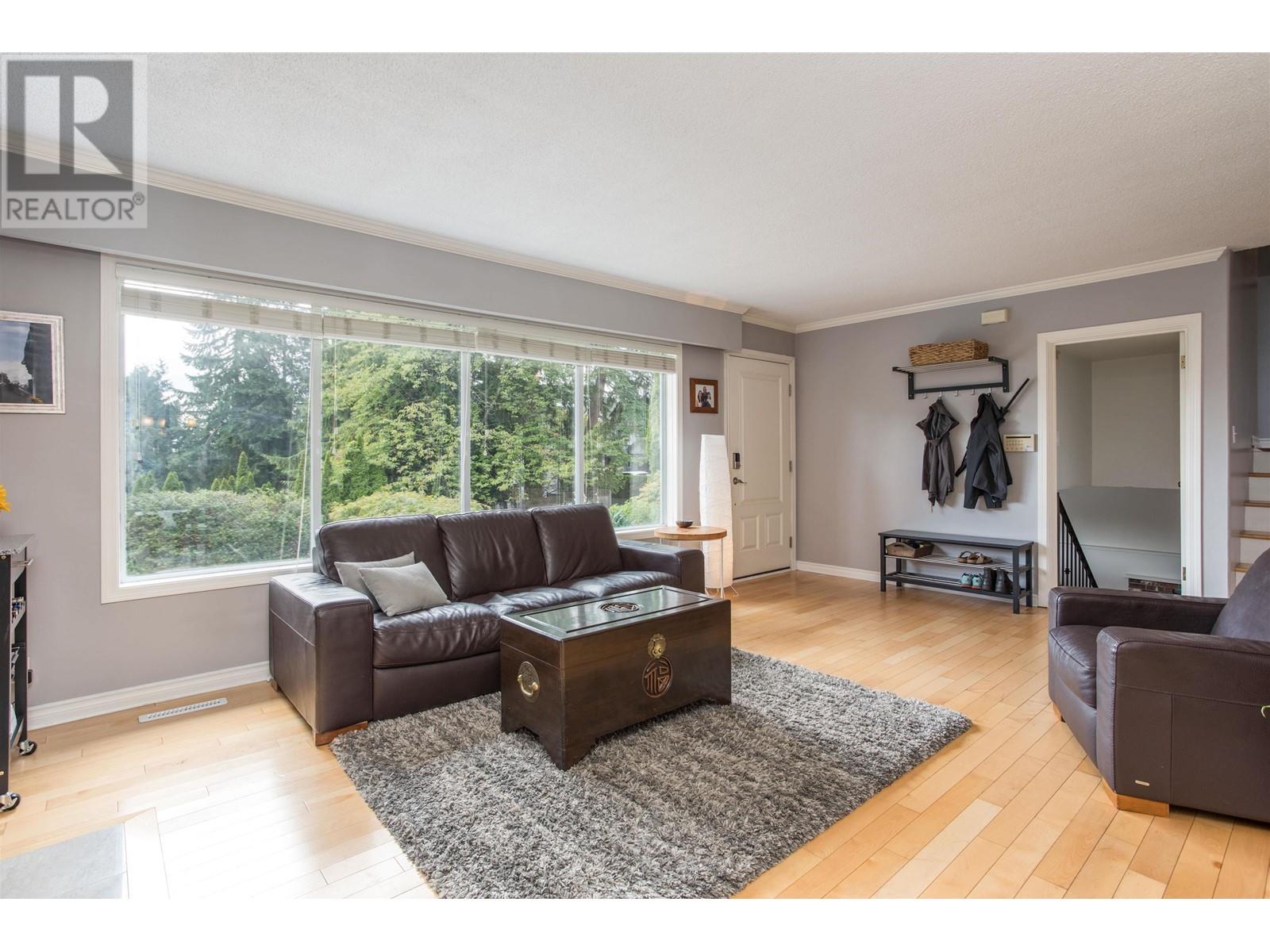 1298 Evelyn Street, North Vancouver, British Columbia  V7K 1T5 - Photo 4 - R2828512