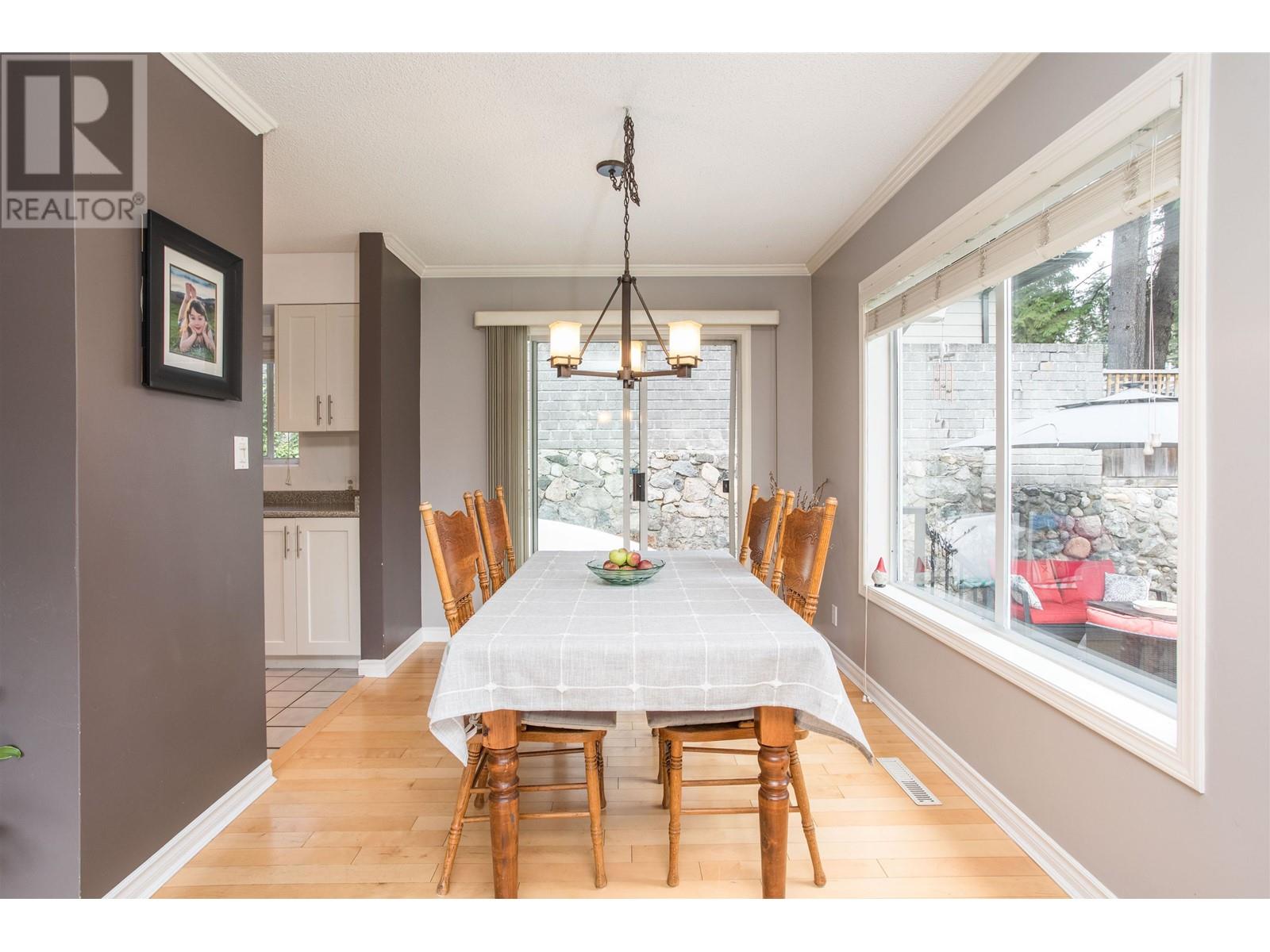 1298 Evelyn Street, North Vancouver, British Columbia  V7K 1T5 - Photo 7 - R2828512