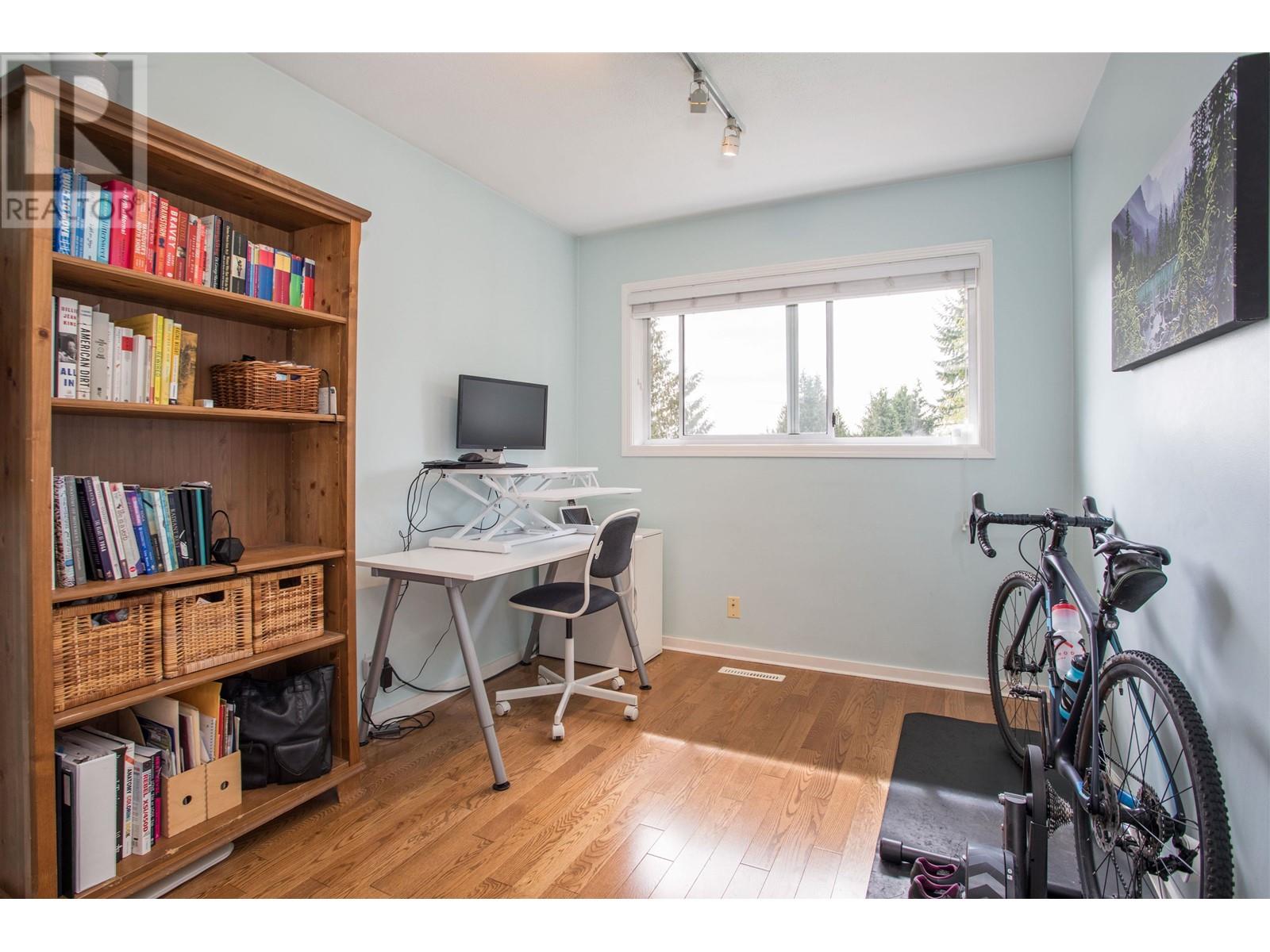 1298 Evelyn Street, North Vancouver, British Columbia  V7K 1T5 - Photo 9 - R2828512