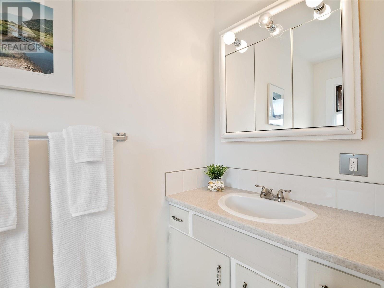 2360 Friedel Crescent, Squamish, British Columbia  V8B 0P3 - Photo 27 - R2828515
