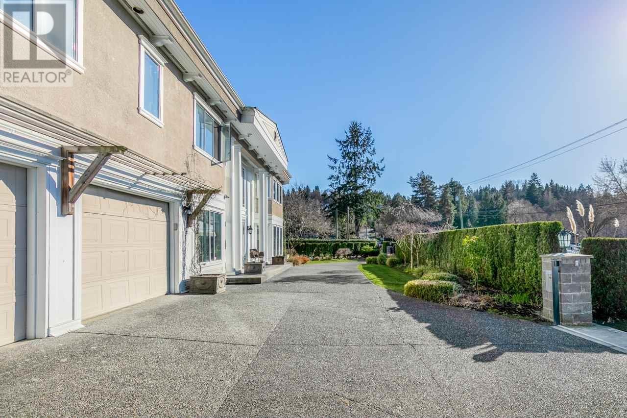 53xx Sperling Avenue, Burnaby, British Columbia  V5E 2T5 - Photo 4 - R2828520