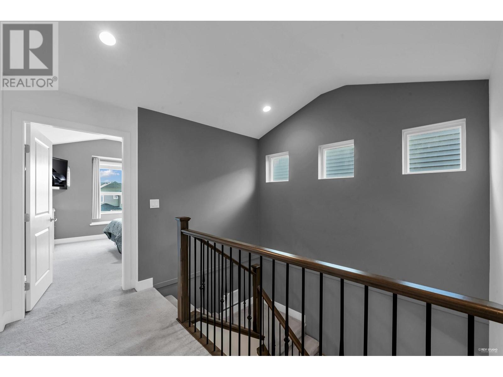 10509 Robertson Street, Maple Ridge, British Columbia  V2W 0H8 - Photo 10 - R2828347