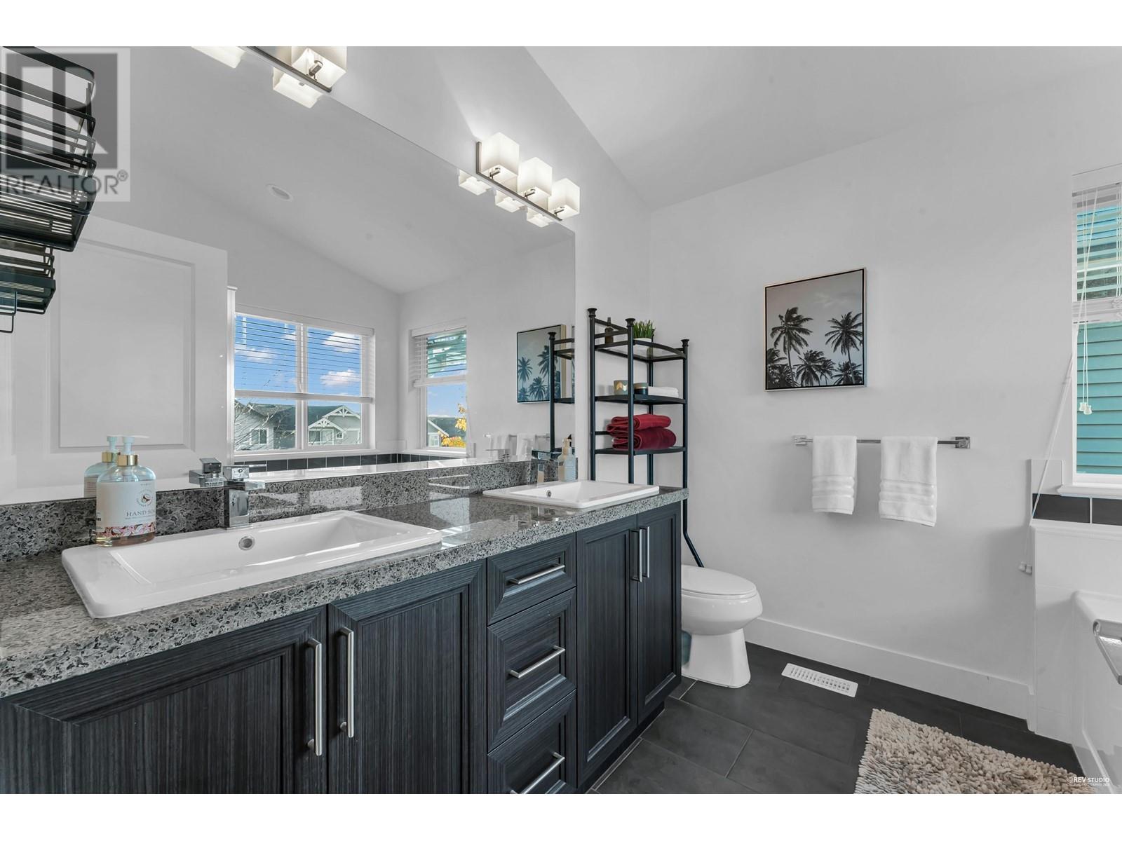 10509 Robertson Street, Maple Ridge, British Columbia  V2W 0H8 - Photo 13 - R2828347