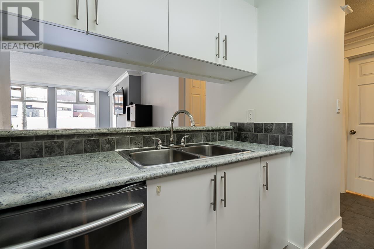 302 720 Carnarvon Street, New Westminster, British Columbia  V3M 6S2 - Photo 5 - R2827782