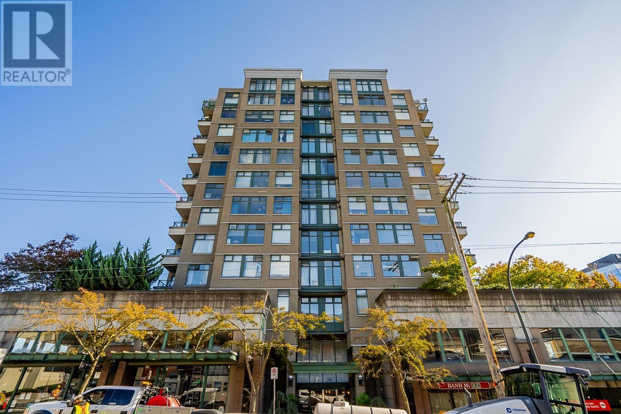 302 720 CARNARVON STREET, new westminster, British Columbia