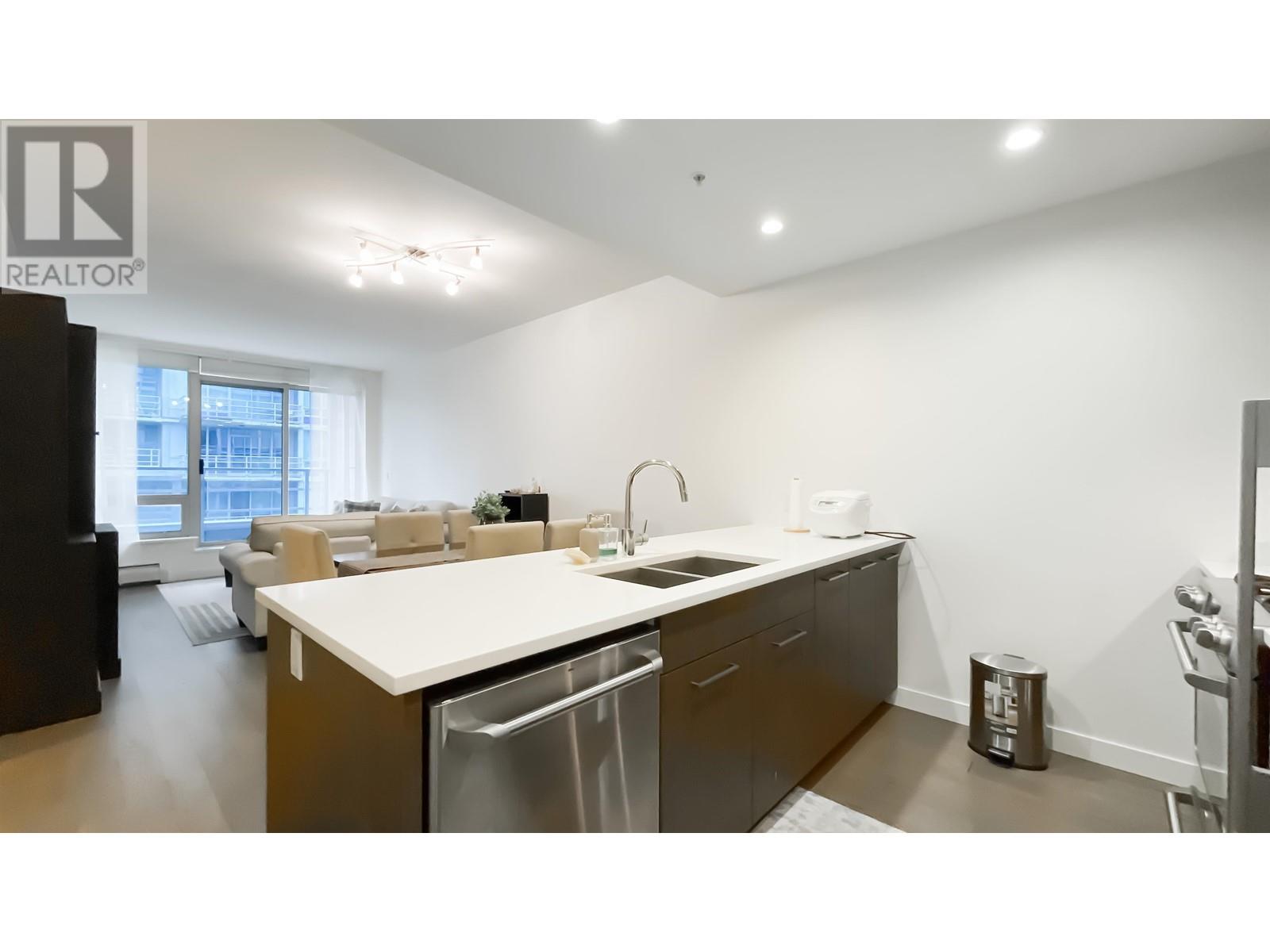 308 9060 University Crescent, Burnaby, British Columbia  V5A 0E1 - Photo 7 - R2828483