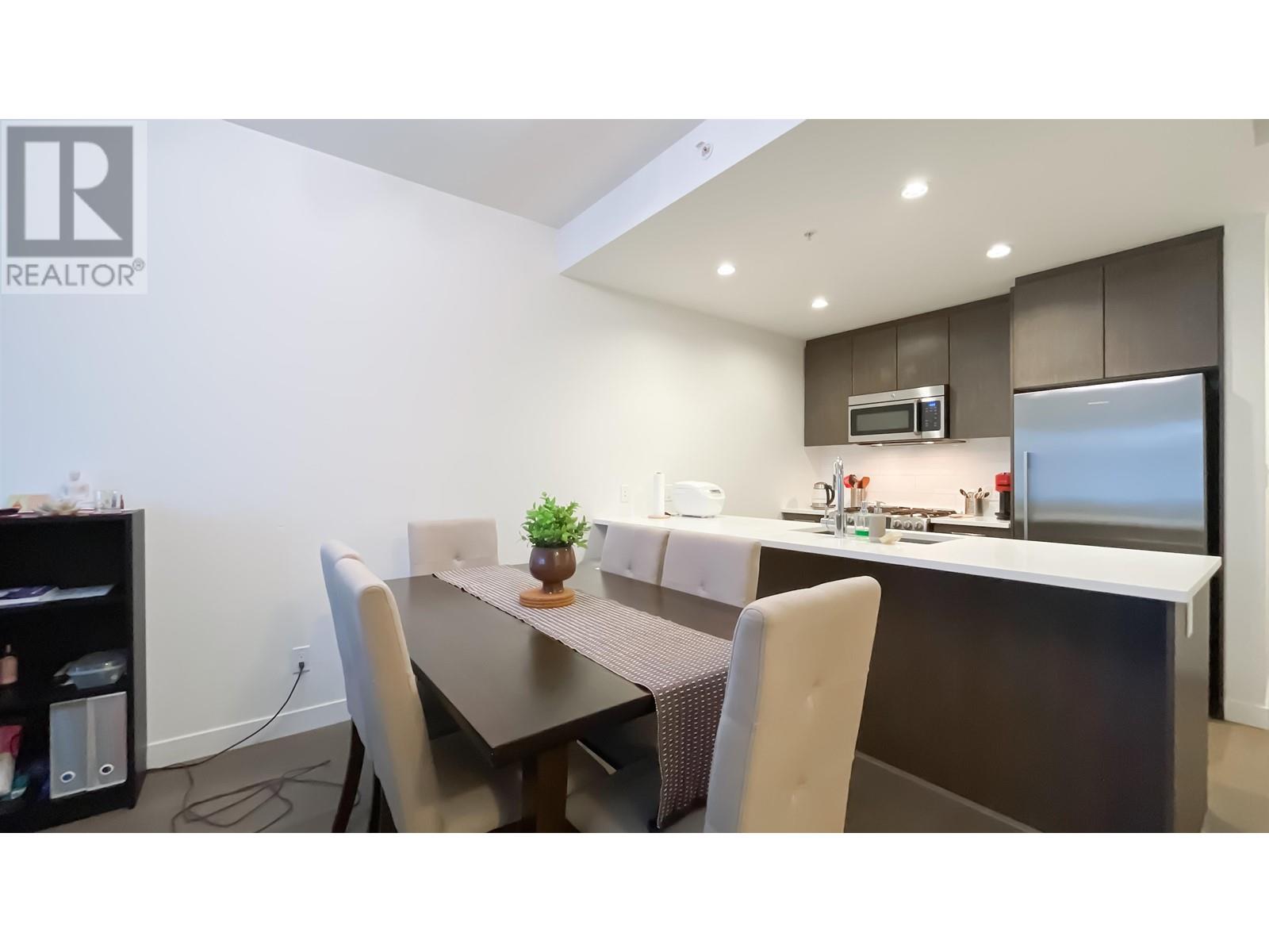 308 9060 University Crescent, Burnaby, British Columbia  V5A 0E1 - Photo 10 - R2828483