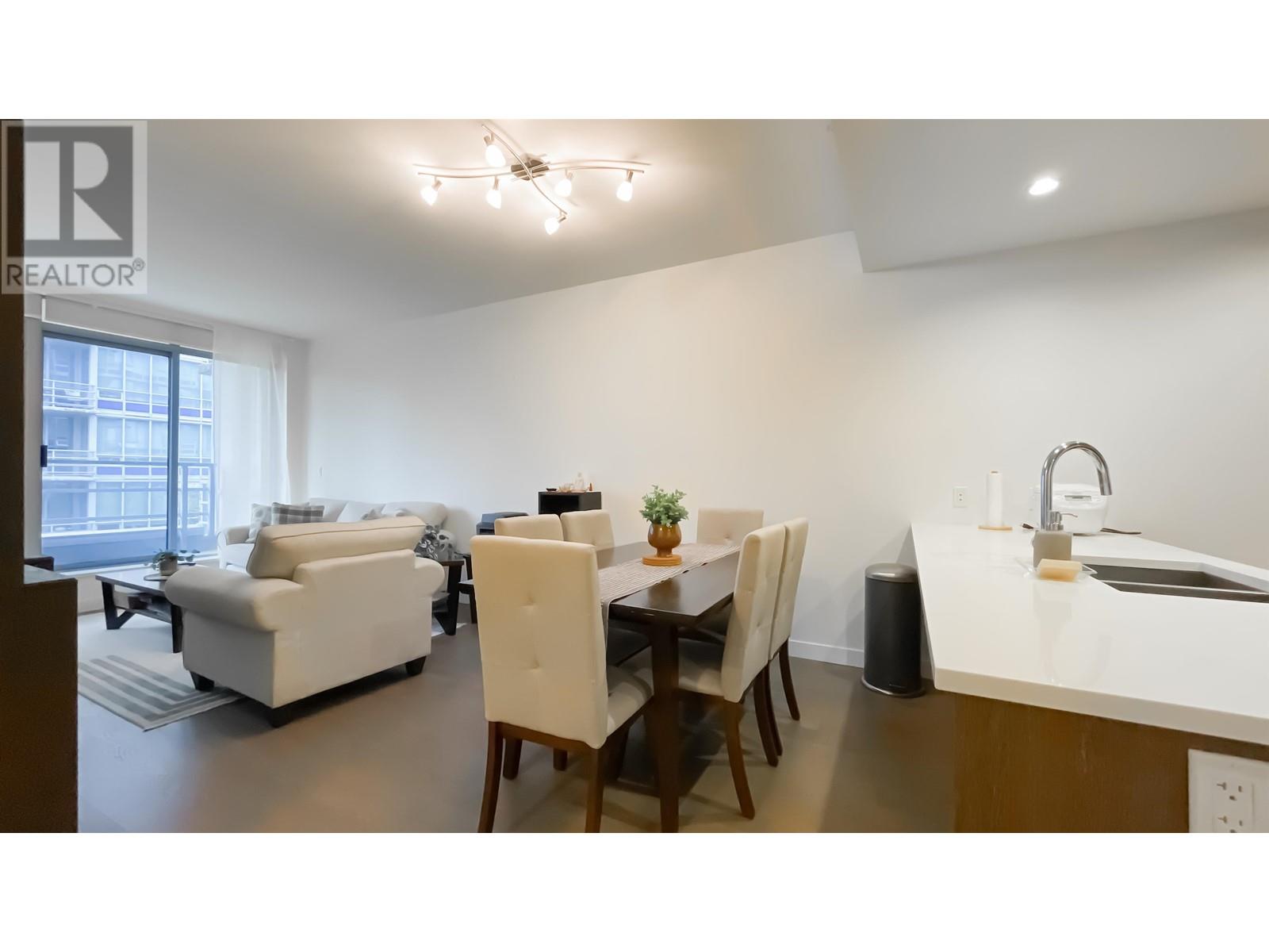 308 9060 University Crescent, Burnaby, British Columbia  V5A 0E1 - Photo 8 - R2828483