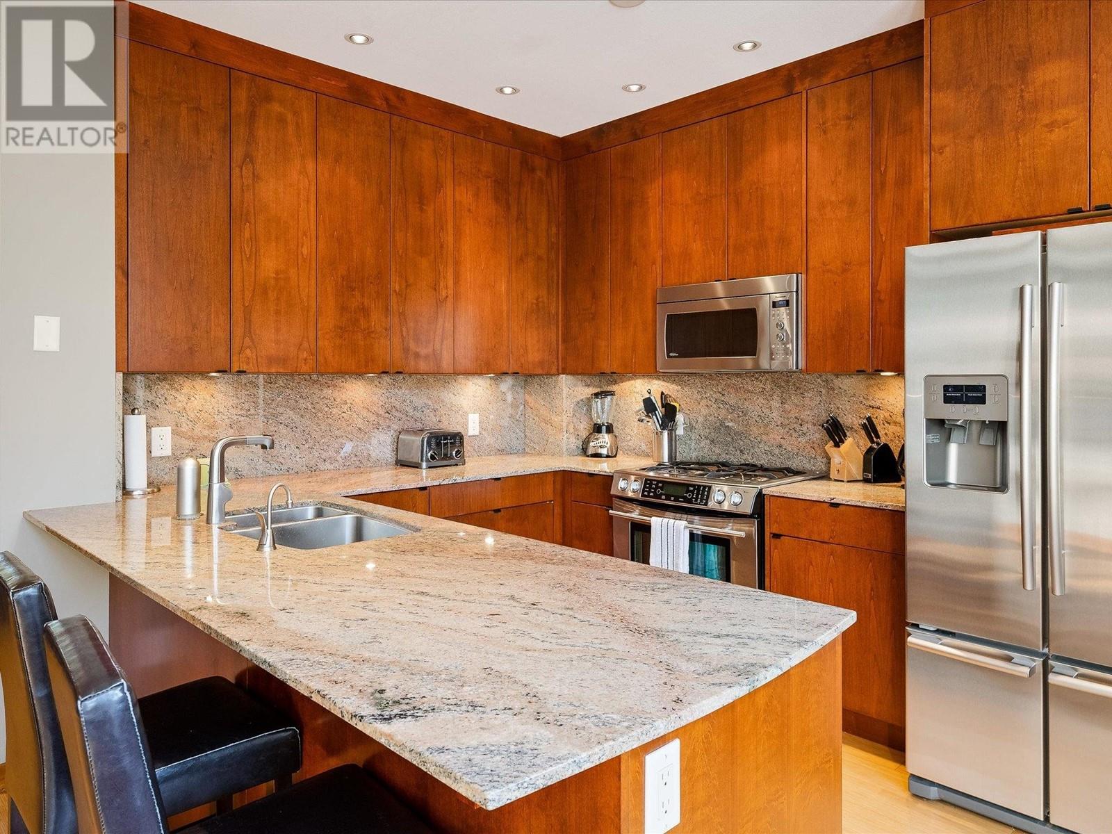 10 8030 Nicklaus North Boulevard, Whistler, British Columbia  V8E 1J7 - Photo 8 - R2819390