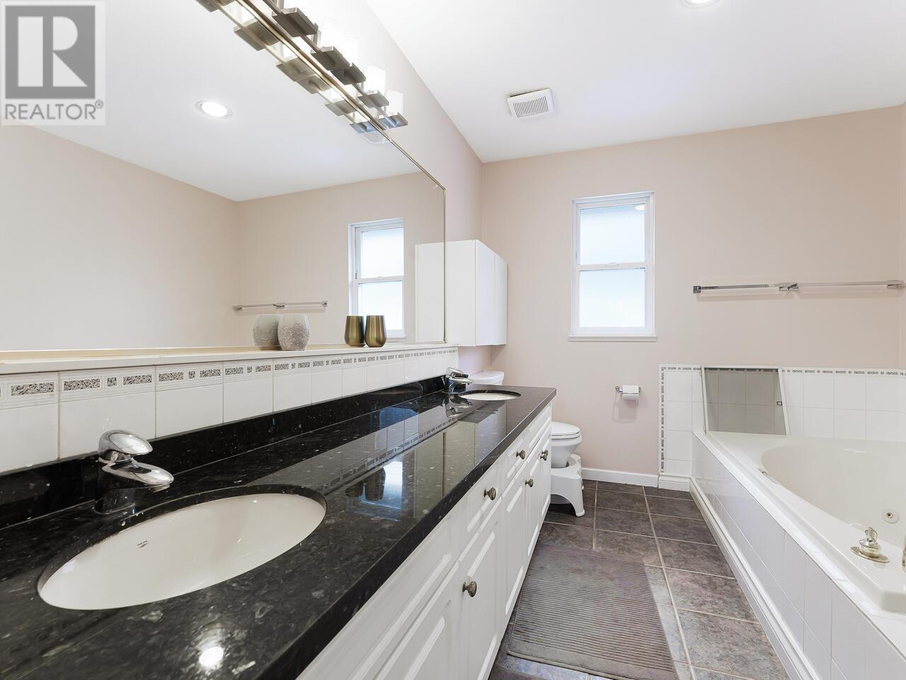 4800 Wyne Crescent, Richmond, British Columbia  V6V 2V3 - Photo 25 - R2826365