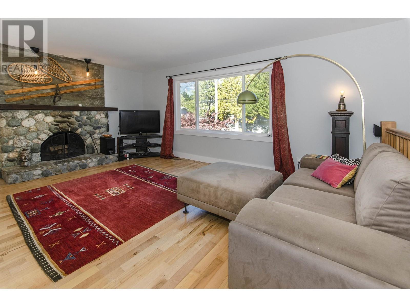 37976 Magnolia Crescent, Squamish, British Columbia  V8B 0C2 - Photo 5 - R2823062