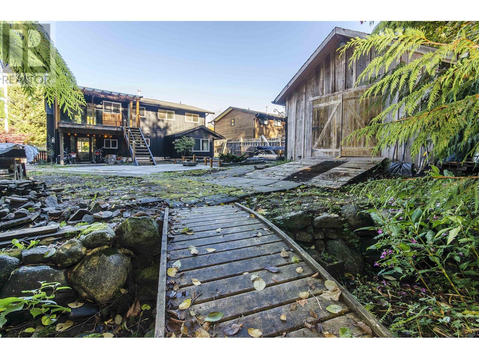37976 Magnolia Crescent, Squamish, British Columbia  V8B 0C2 - Photo 8 - R2823062