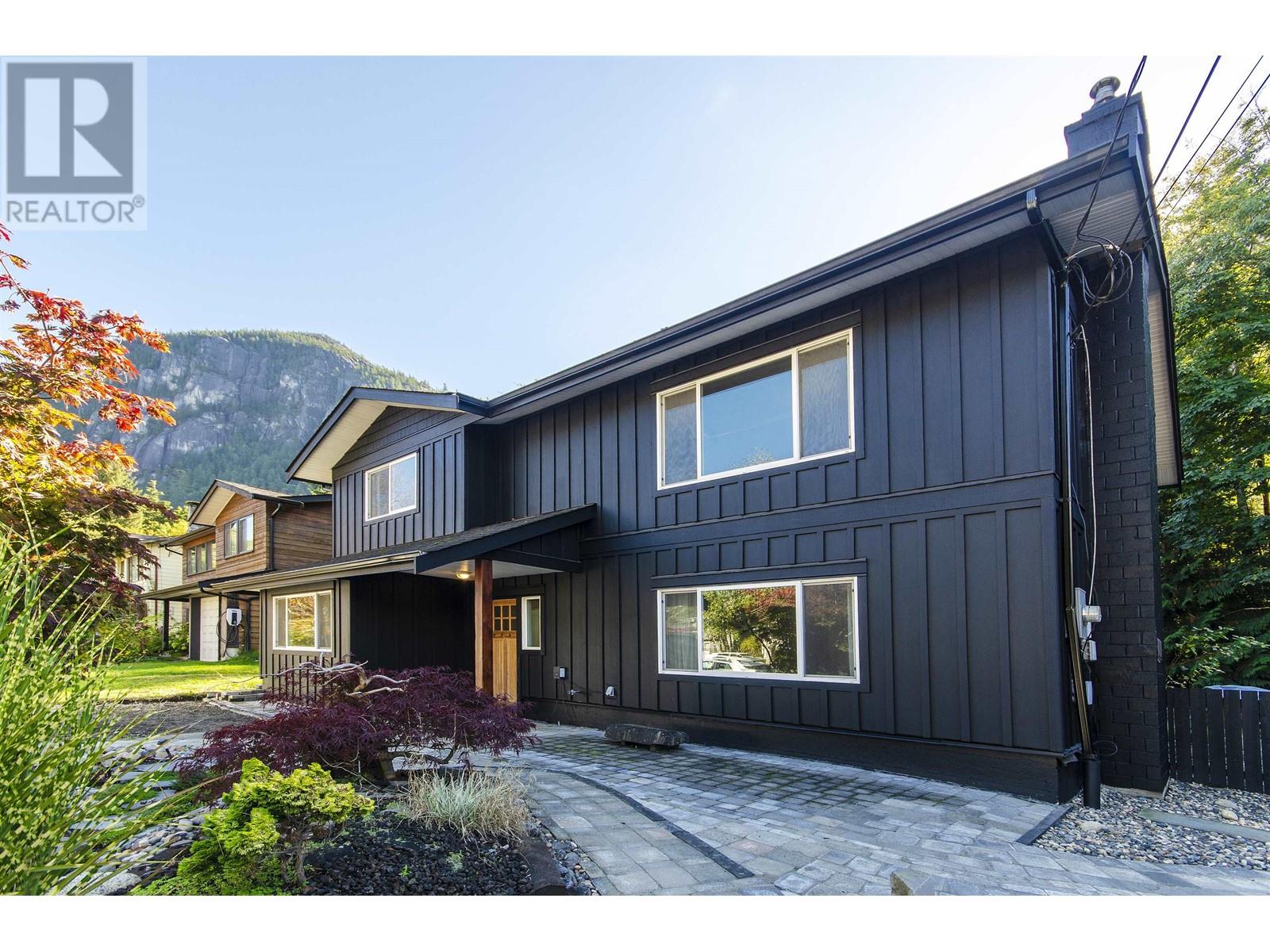 37976 Magnolia Crescent, Squamish, British Columbia  V8B 0C2 - Photo 9 - R2823062