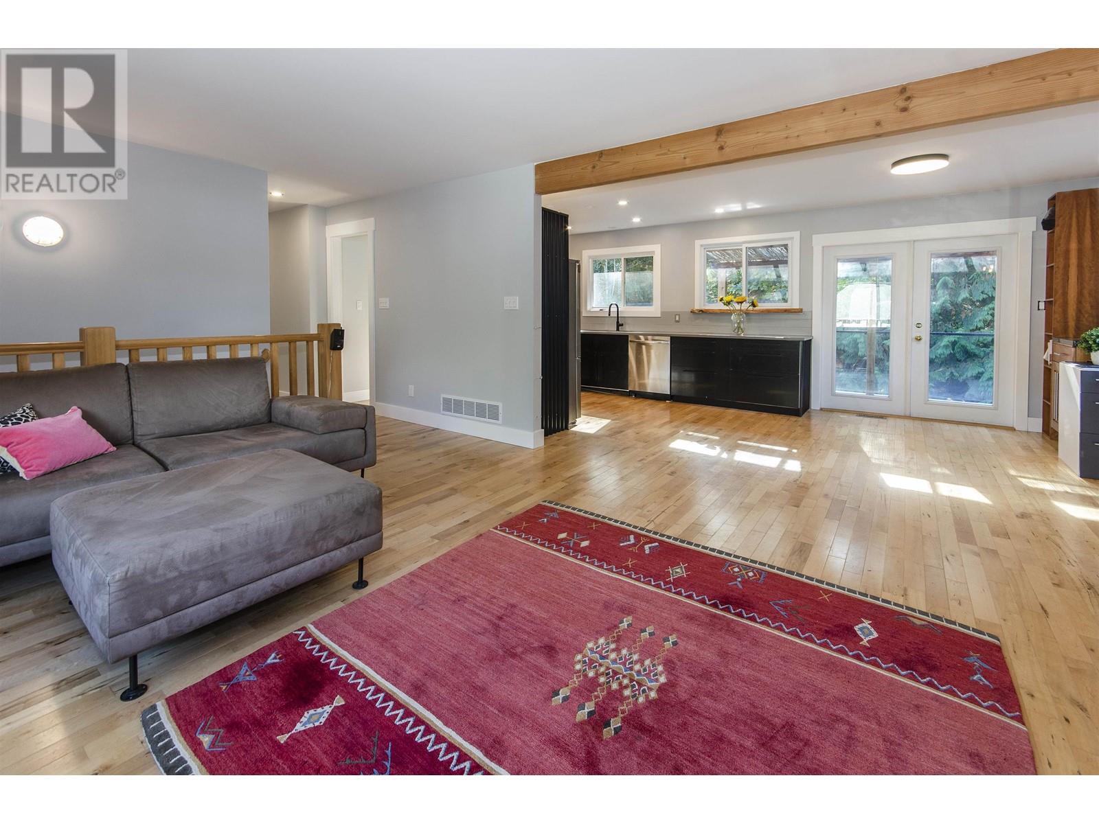 37976 Magnolia Crescent, Squamish, British Columbia  V8B 0C2 - Photo 4 - R2823062