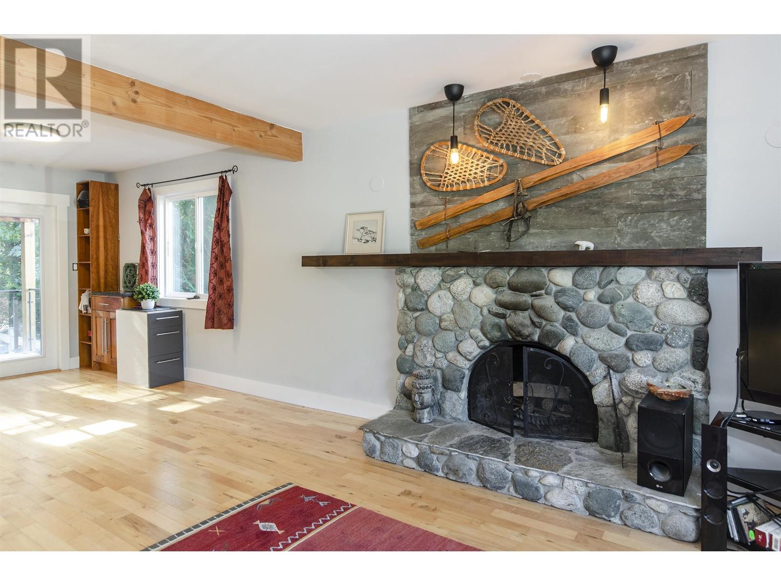 37976 Magnolia Crescent, Squamish, British Columbia  V8B 0C2 - Photo 12 - R2823062