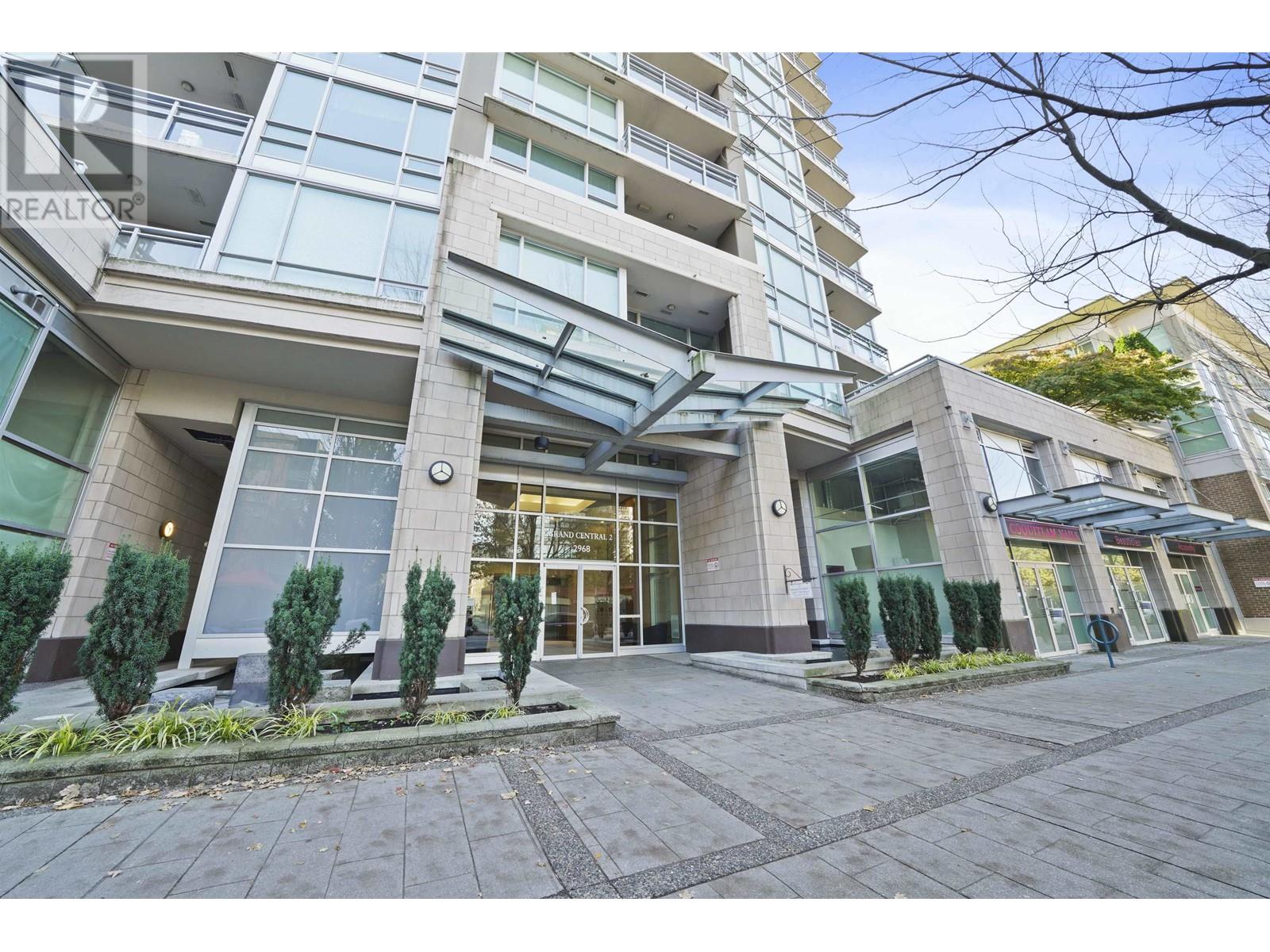 2004 2968 Glen Drive, Coquitlam, British Columbia  V3B 0C4 - Photo 2 - R2828548