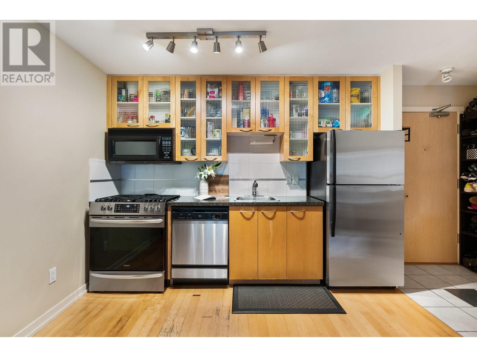 705 969 Richards Street, Vancouver, British Columbia  V6B 1A8 - Photo 10 - R2828562