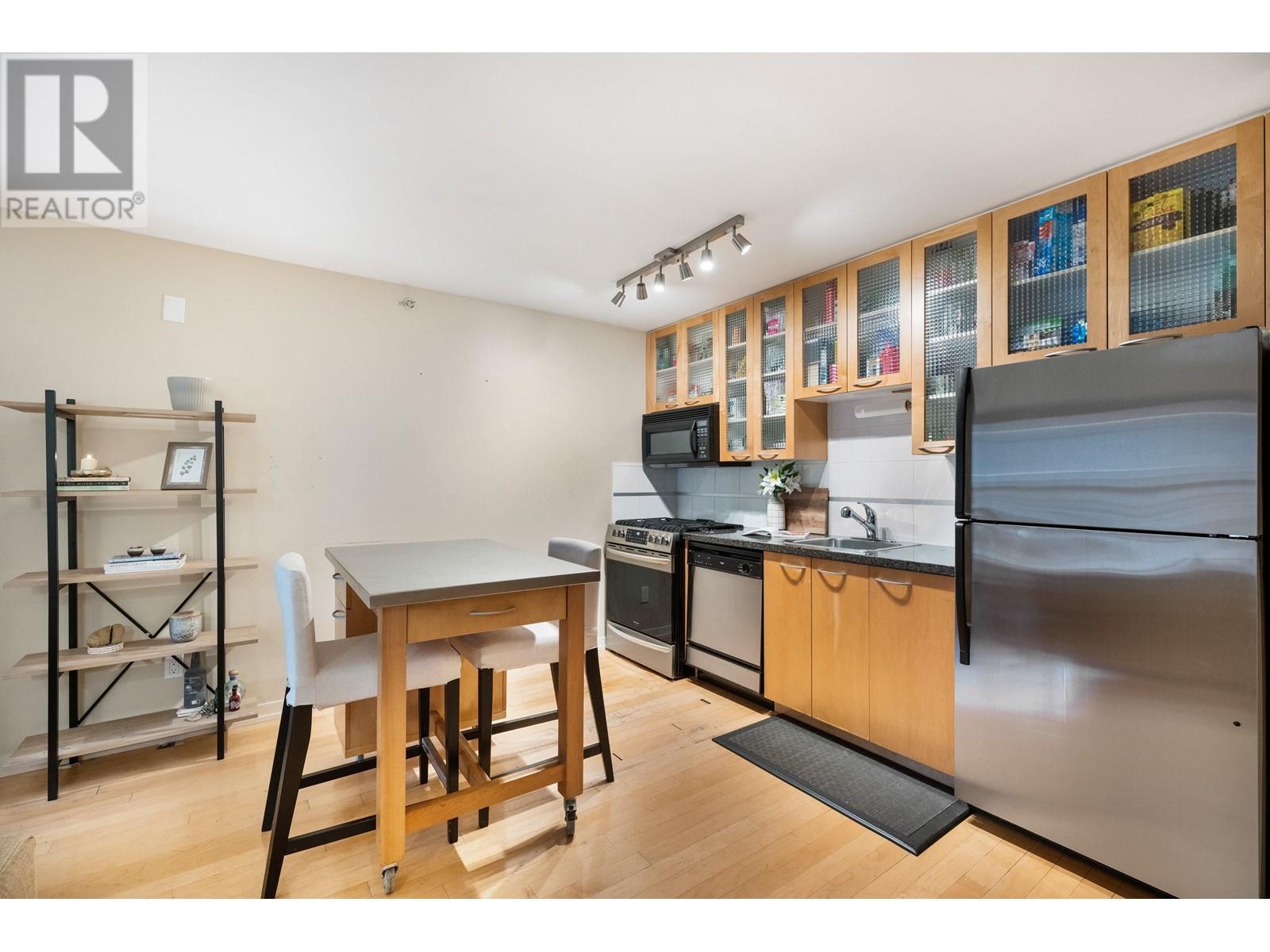 705 969 Richards Street, Vancouver, British Columbia  V6B 1A8 - Photo 11 - R2828562