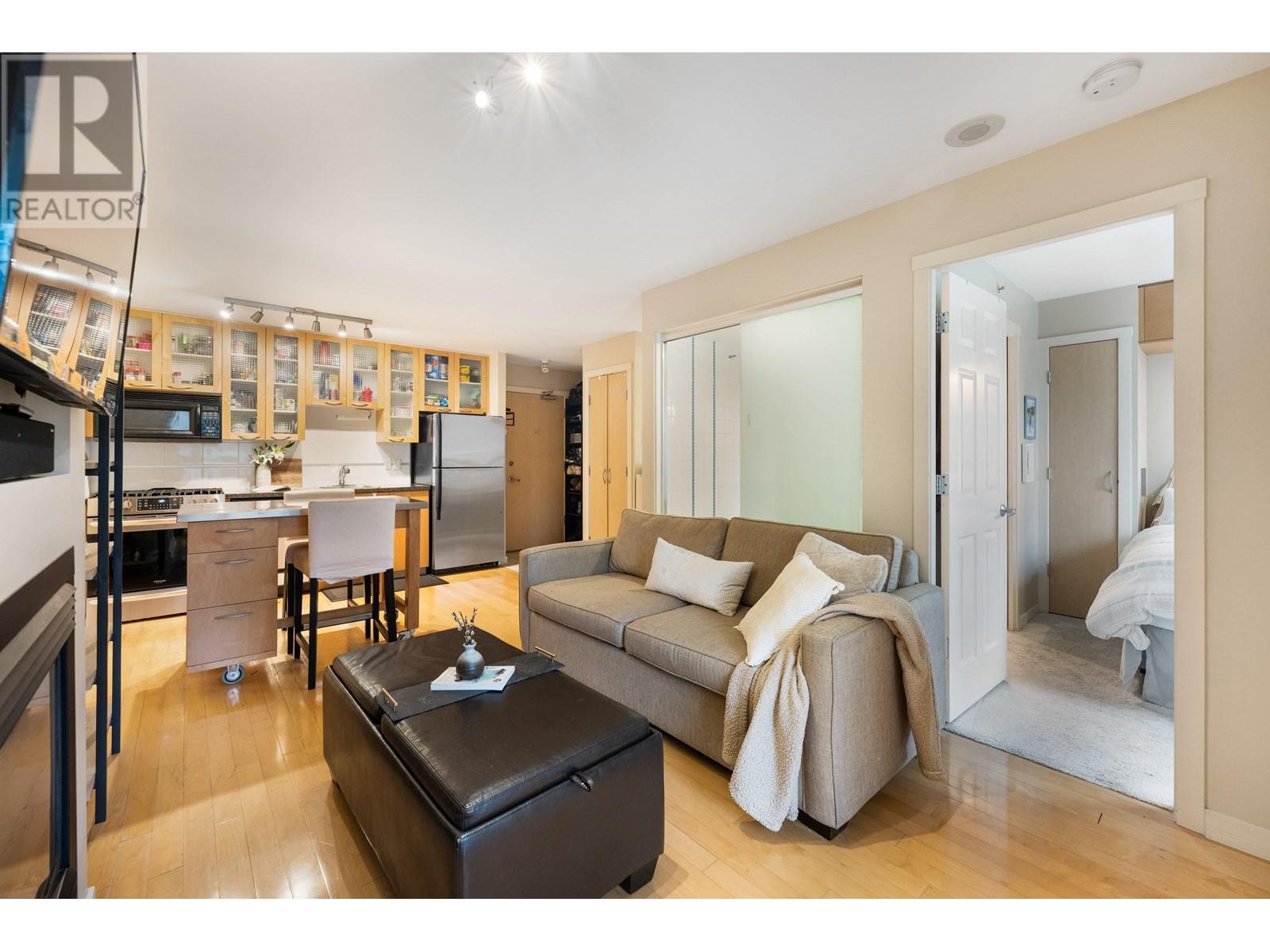 705 969 Richards Street, Vancouver, British Columbia  V6B 1A8 - Photo 6 - R2828562