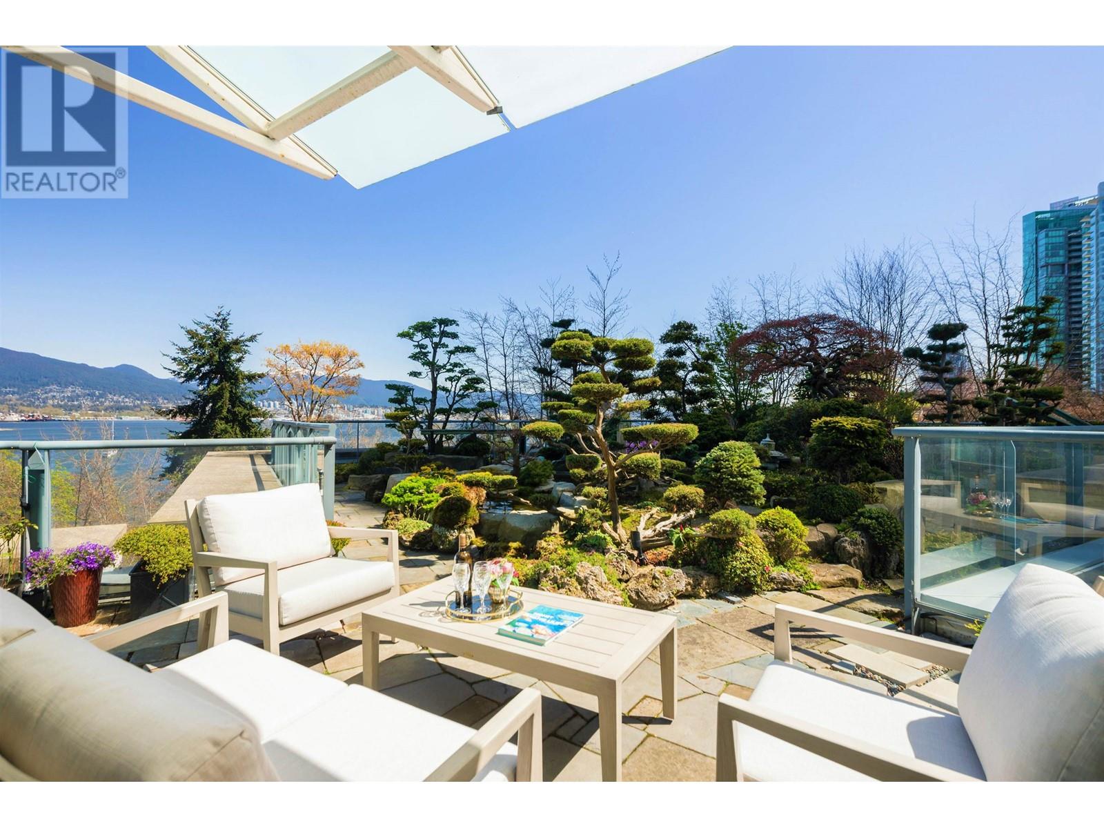 302 323 Jervis Street, Vancouver, British Columbia  V6C 3P8 - Photo 3 - R2828566