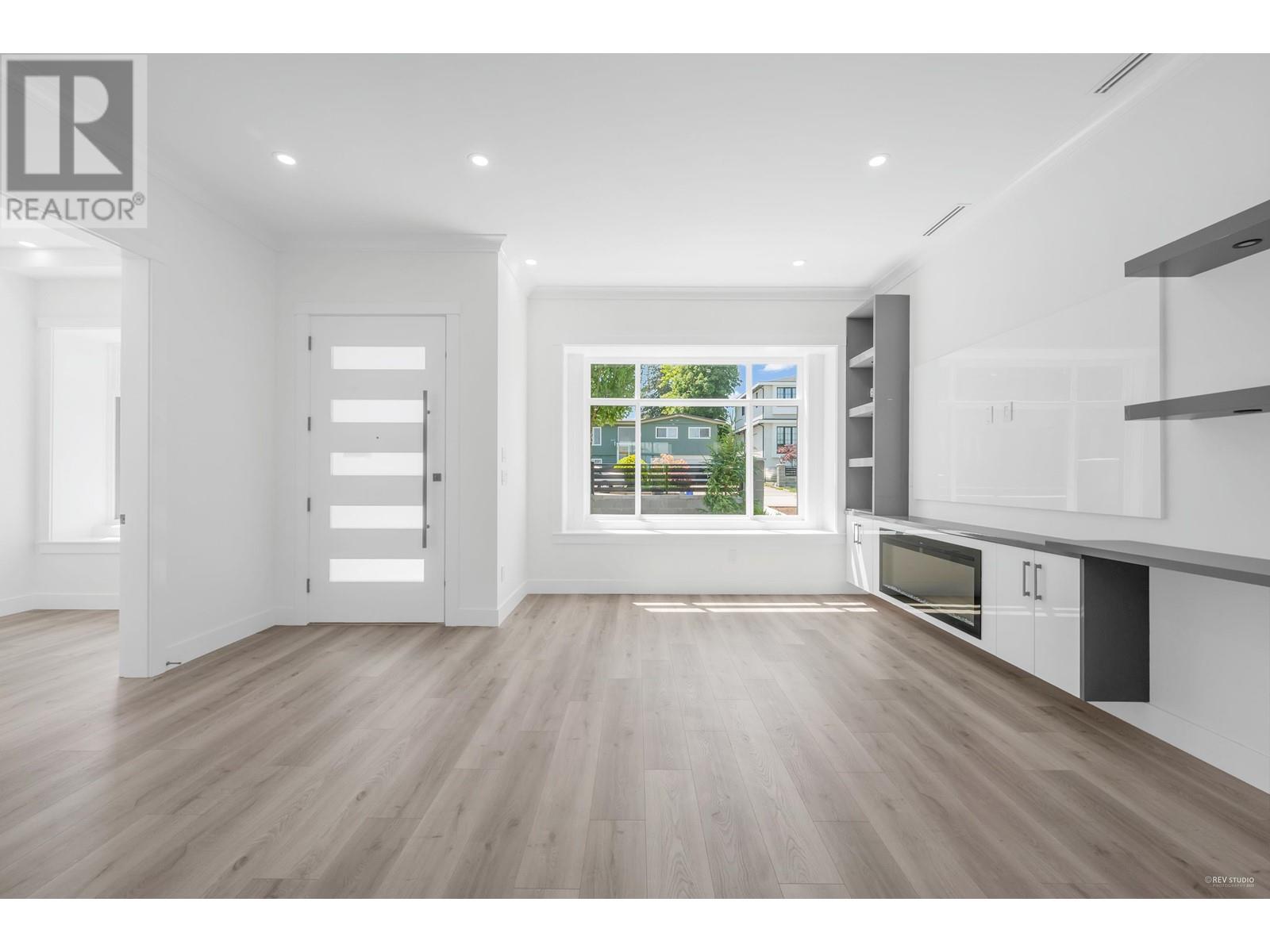 6889 Stanley Street, Burnaby, British Columbia  V5E 1V3 - Photo 7 - R2828593