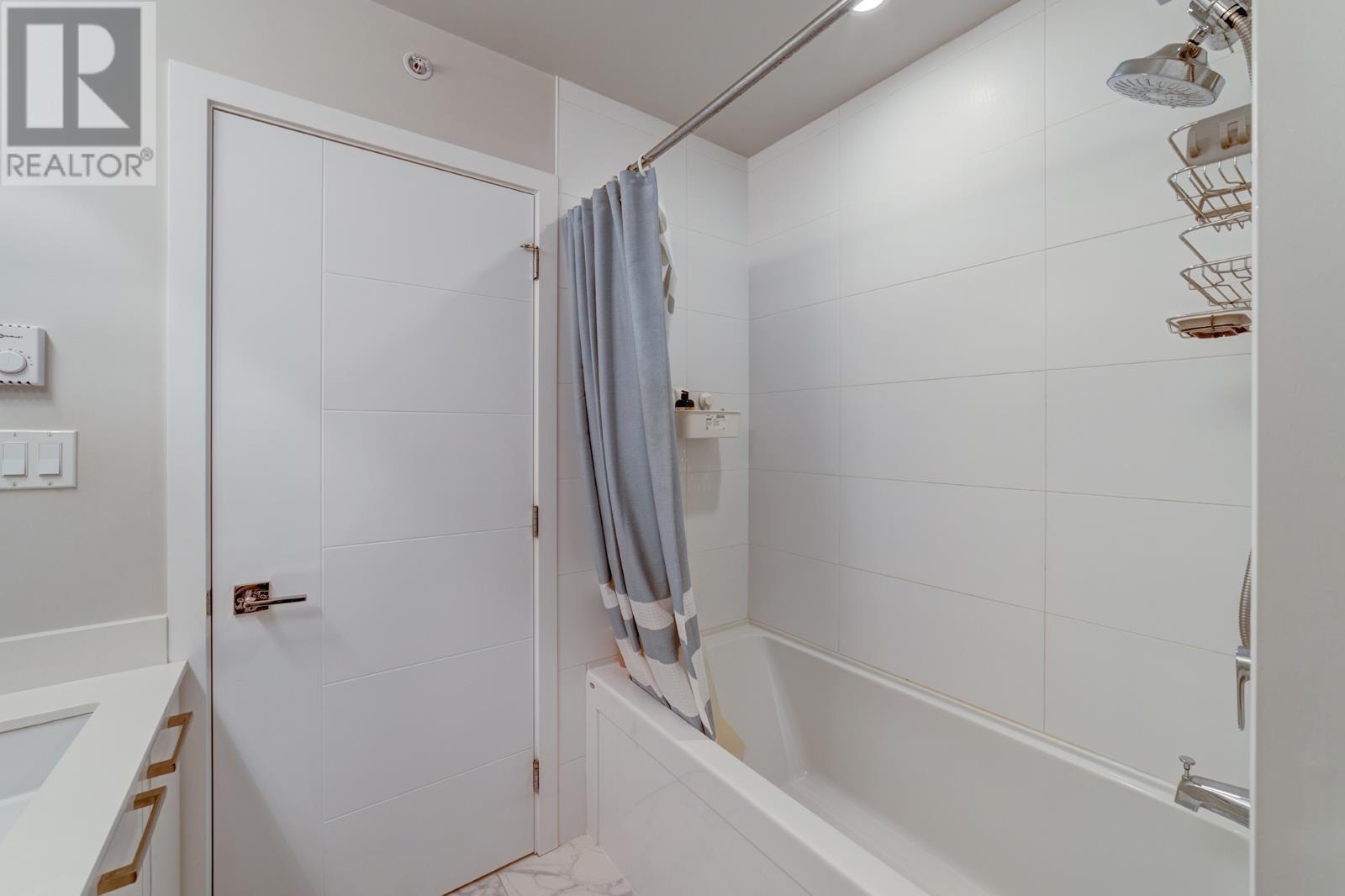 21 638 Regan Avenue, Coquitlam, British Columbia  V3J 0E6 - Photo 15 - R2828524