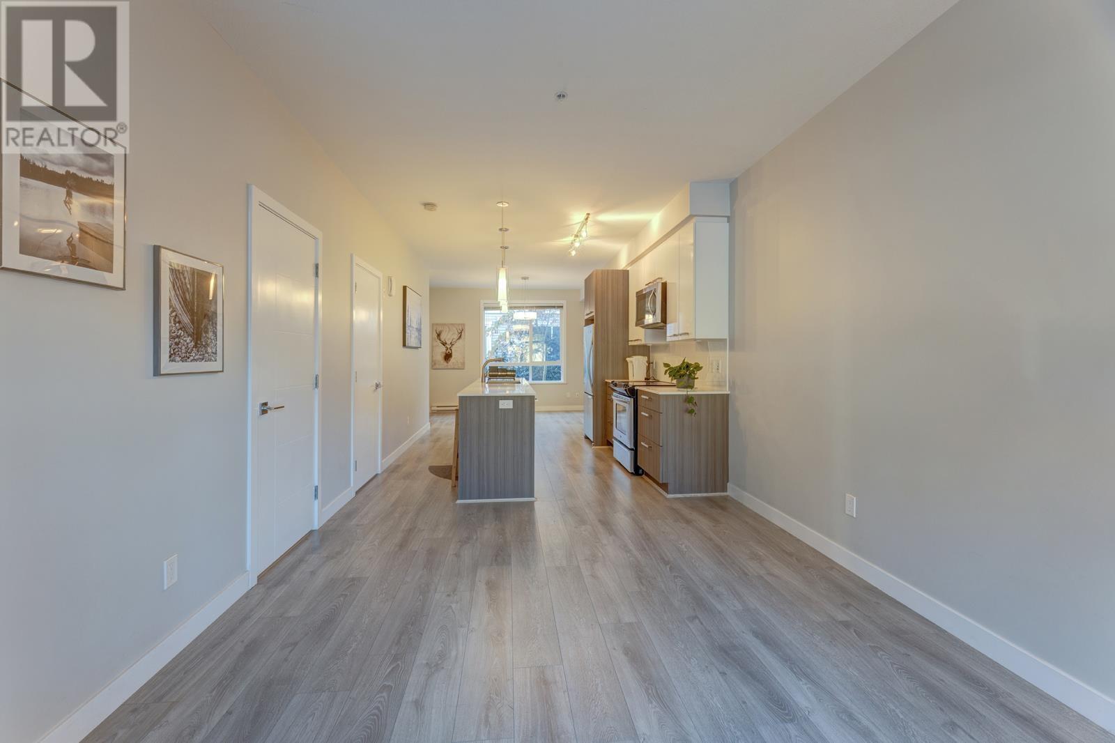 21 638 Regan Avenue, Coquitlam, British Columbia  V3J 0E6 - Photo 4 - R2828524