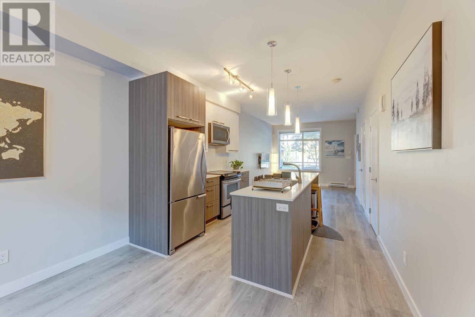 21 638 Regan Avenue, Coquitlam, British Columbia  V3J 0E6 - Photo 7 - R2828524