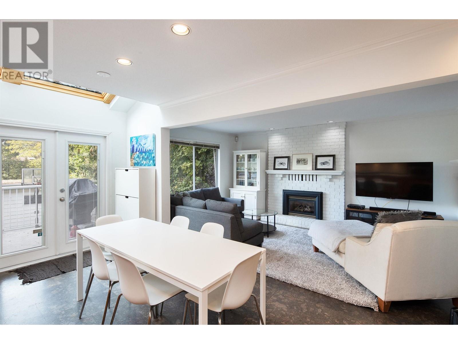 6207 Dunbar Street, Vancouver, British Columbia  V6N 1X3 - Photo 12 - R2828571