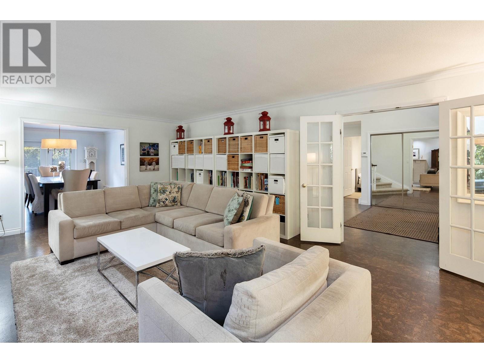 6207 Dunbar Street, Vancouver, British Columbia  V6N 1X3 - Photo 3 - R2828571