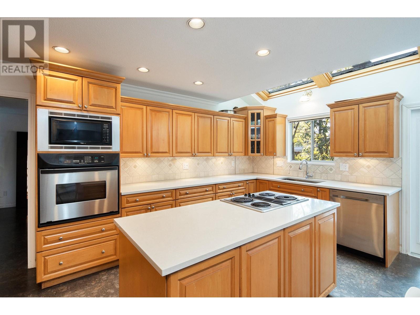 6207 Dunbar Street, Vancouver, British Columbia  V6N 1X3 - Photo 8 - R2828571