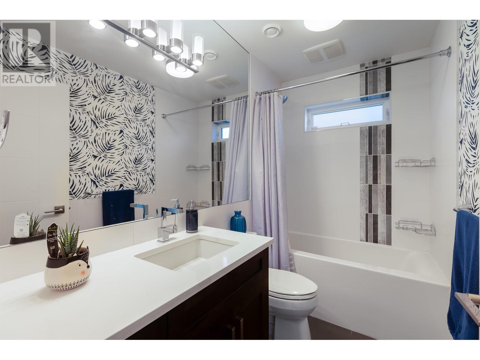 882 Whitchurch, North Vancouver, British Columbia  V7L 2A4 - Photo 21 - R2828589